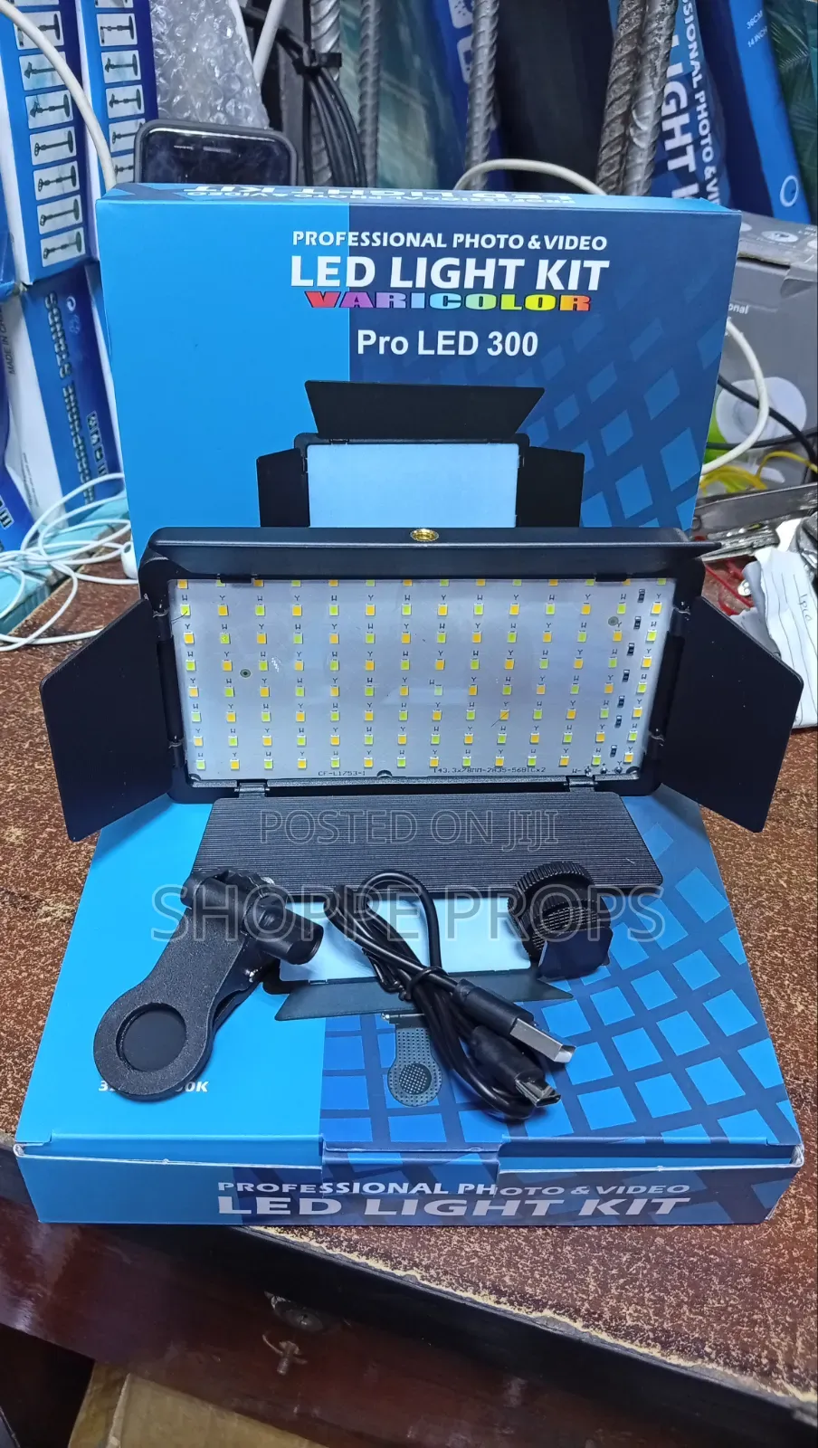 Led 300 Pro Photo and Video Varicolor Light