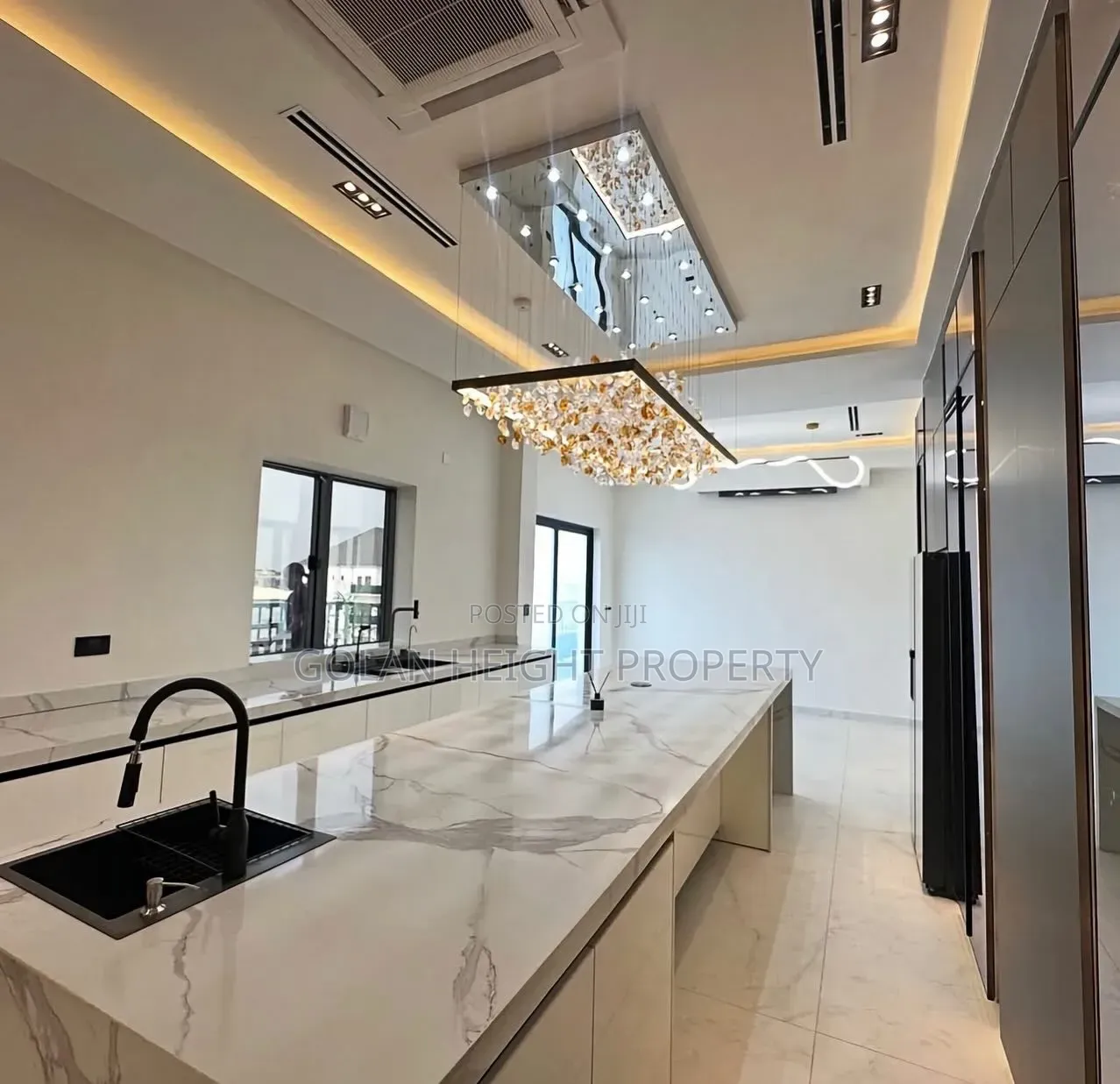 4bdrm Maisonette in Wuye for sale