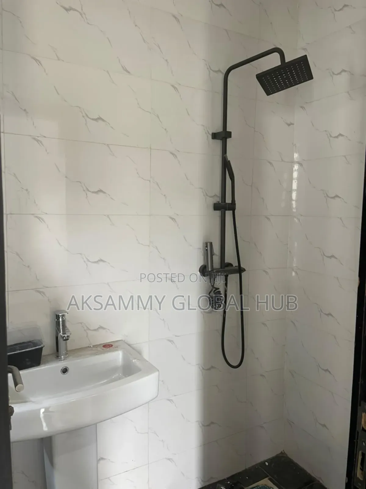4bdrm Duplex in Lere Adigun, Ibadan for rent