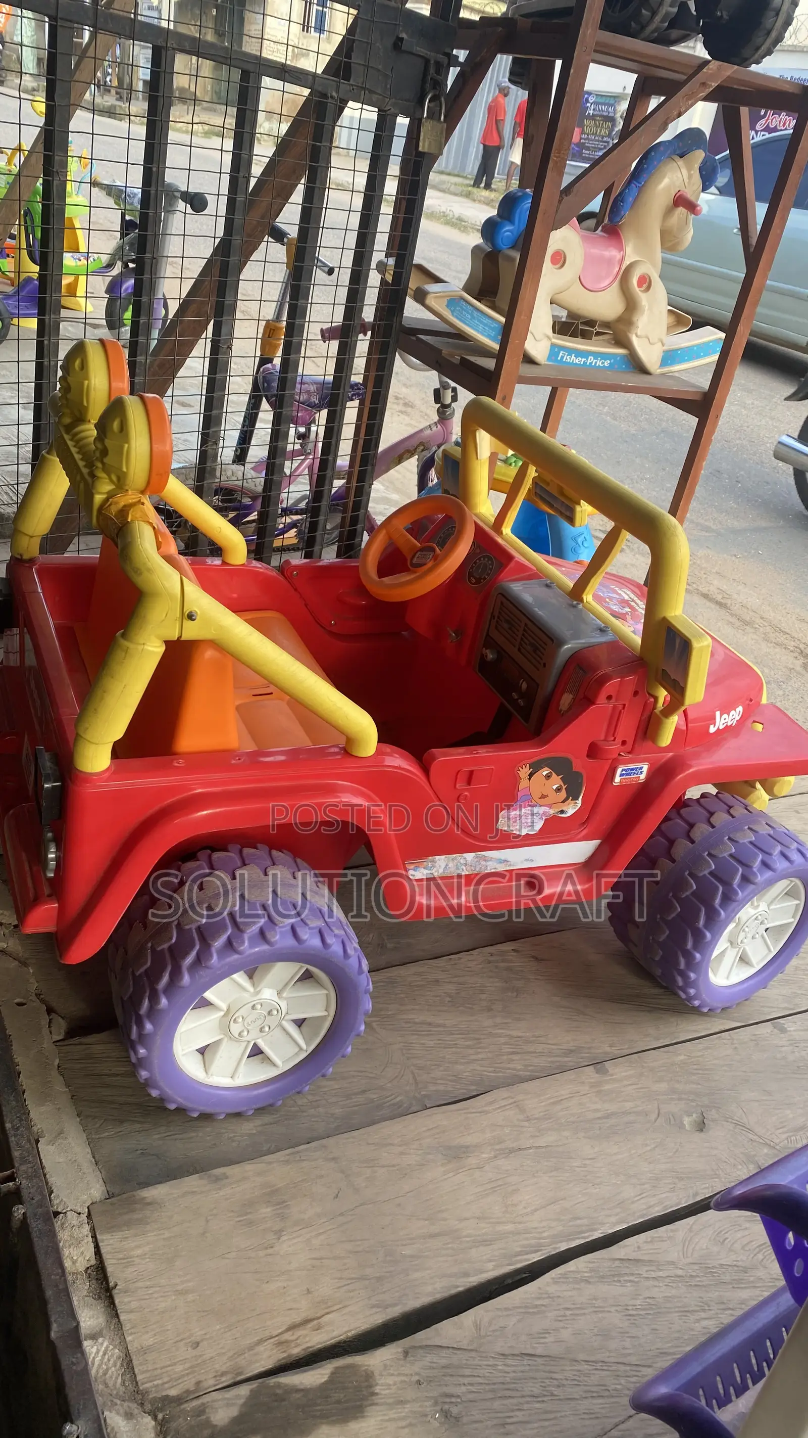 Two Seatter Car