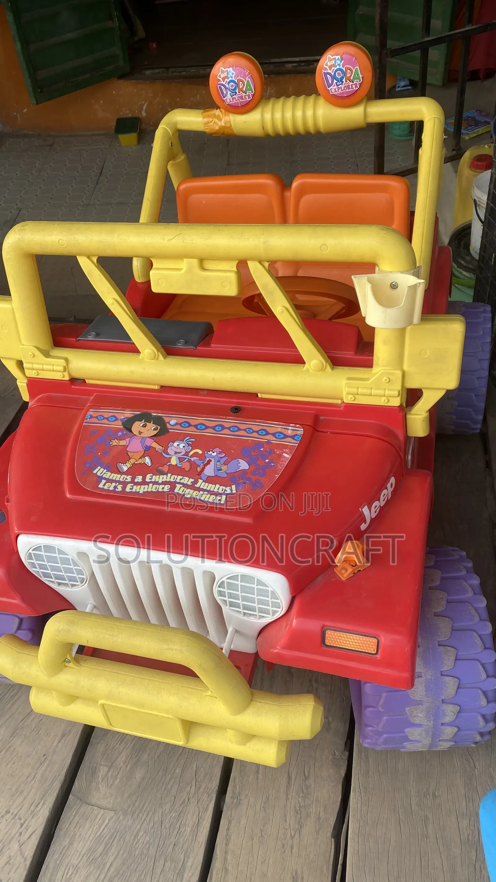Two Seatter Car