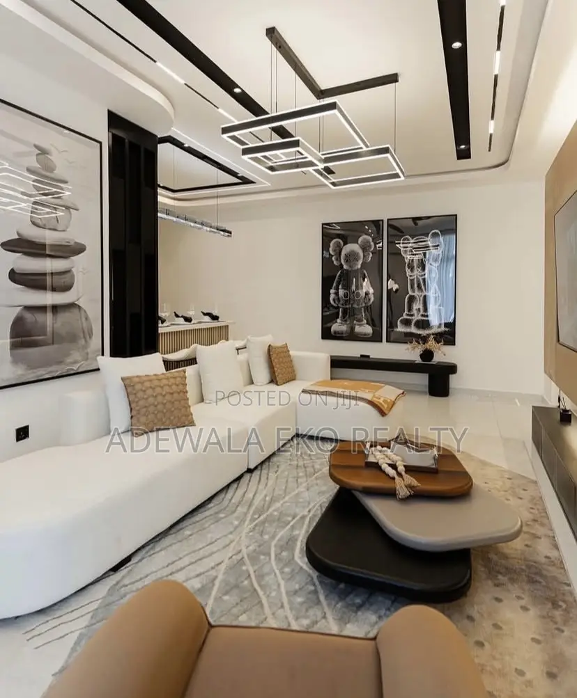 Classic 2-Bedroom in Lekki Ikate.