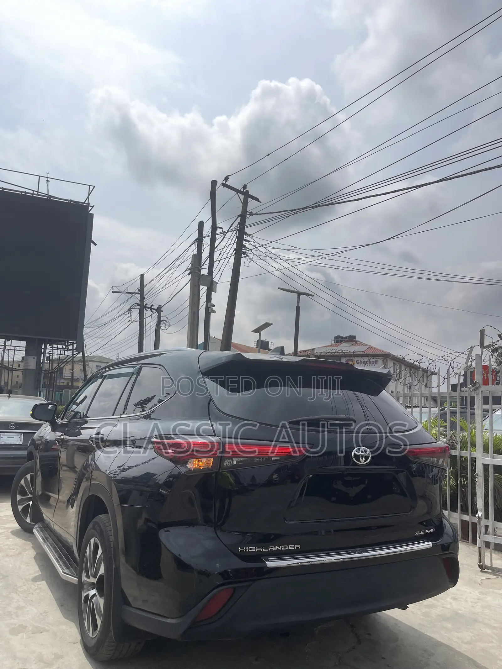 Toyota Highlander 2022 Black