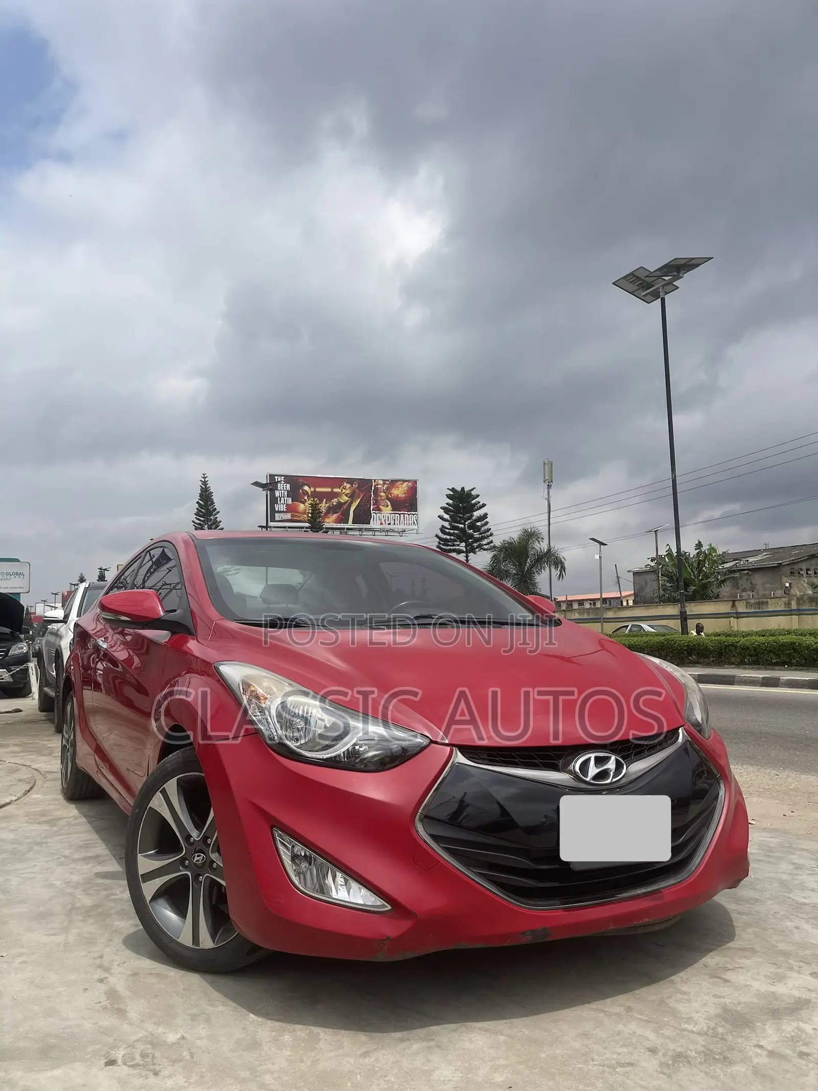 Hyundai Elantra 2014 Red