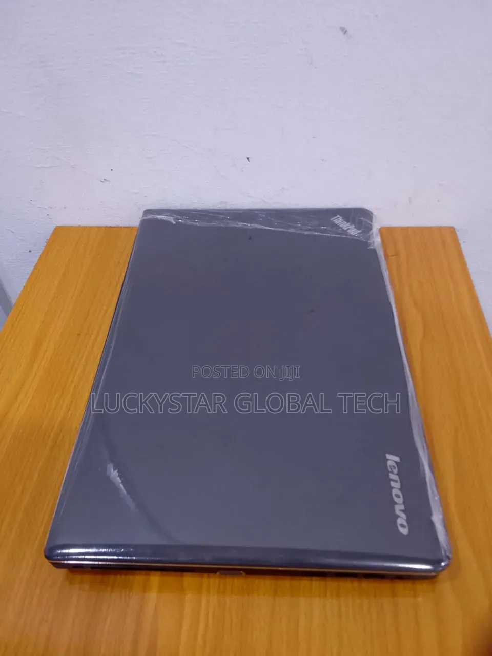 Laptop Lenovo ThinkPad Yoga 8GB Intel Core i3 HDD 320GB