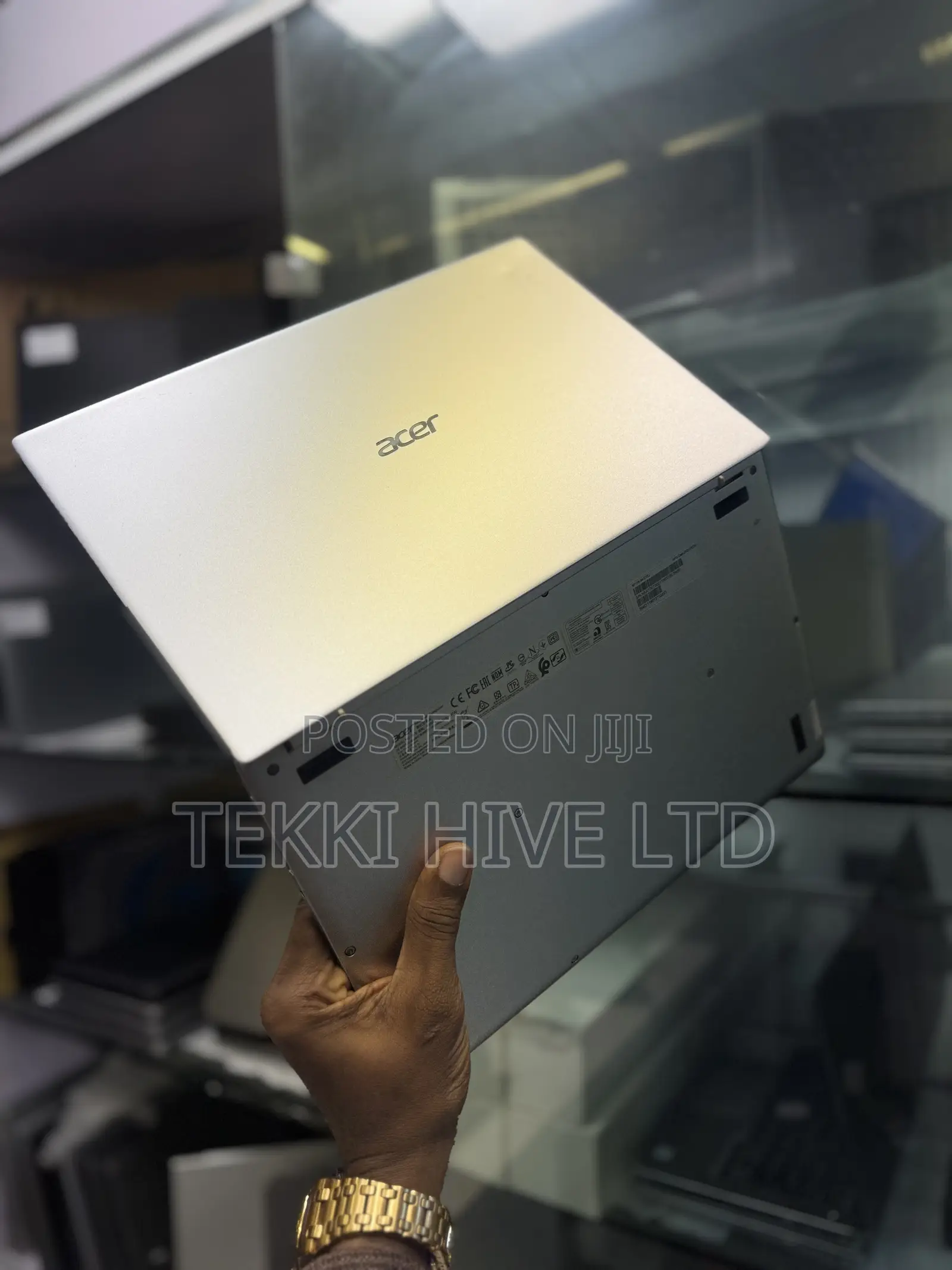 Laptop Acer Swift 1 4GB Intel Celeron SSD 128GB