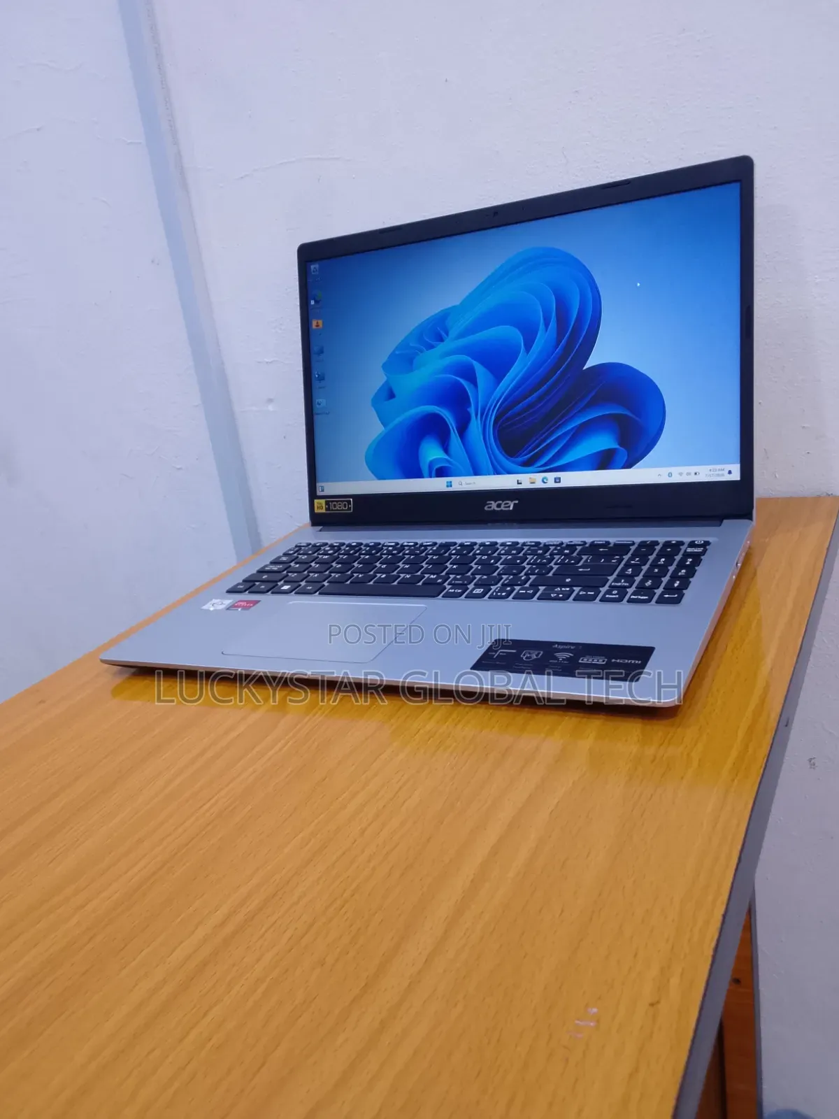 Laptop Acer Aspire 1 8GB AMD Ryzen 5 SSD 256GB