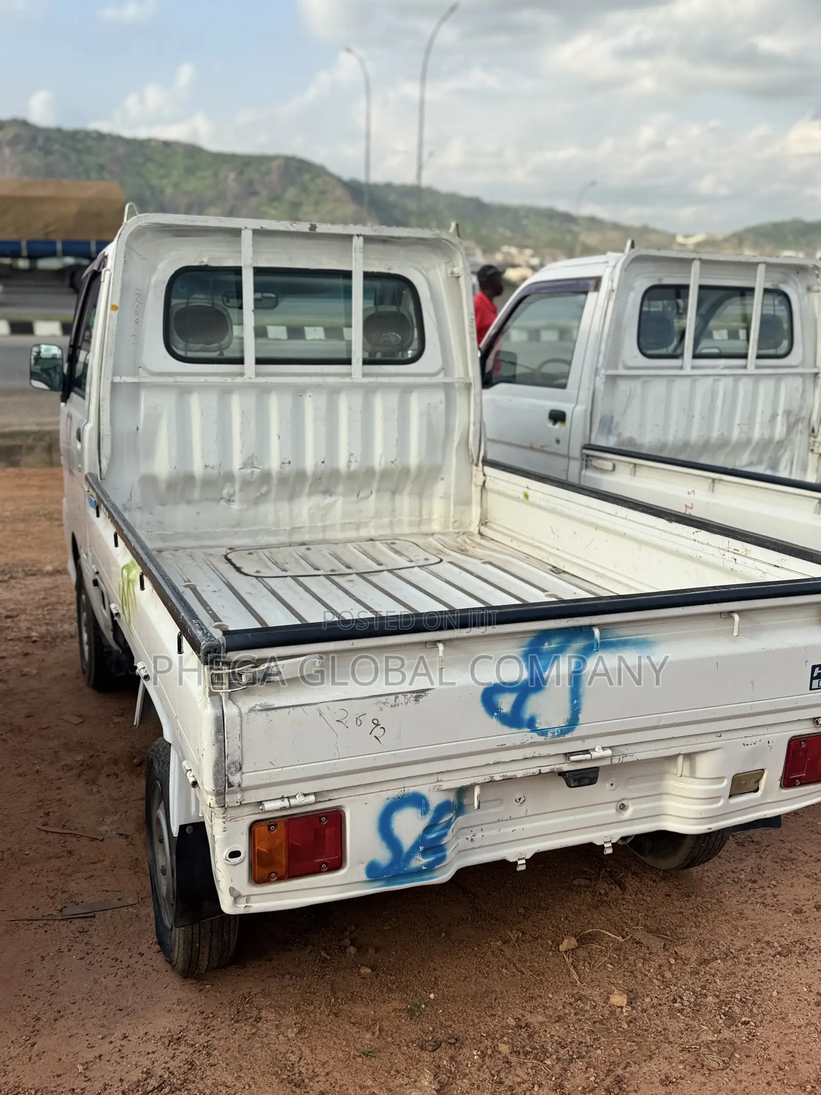 Daihatsu Mini Truck 2002 White