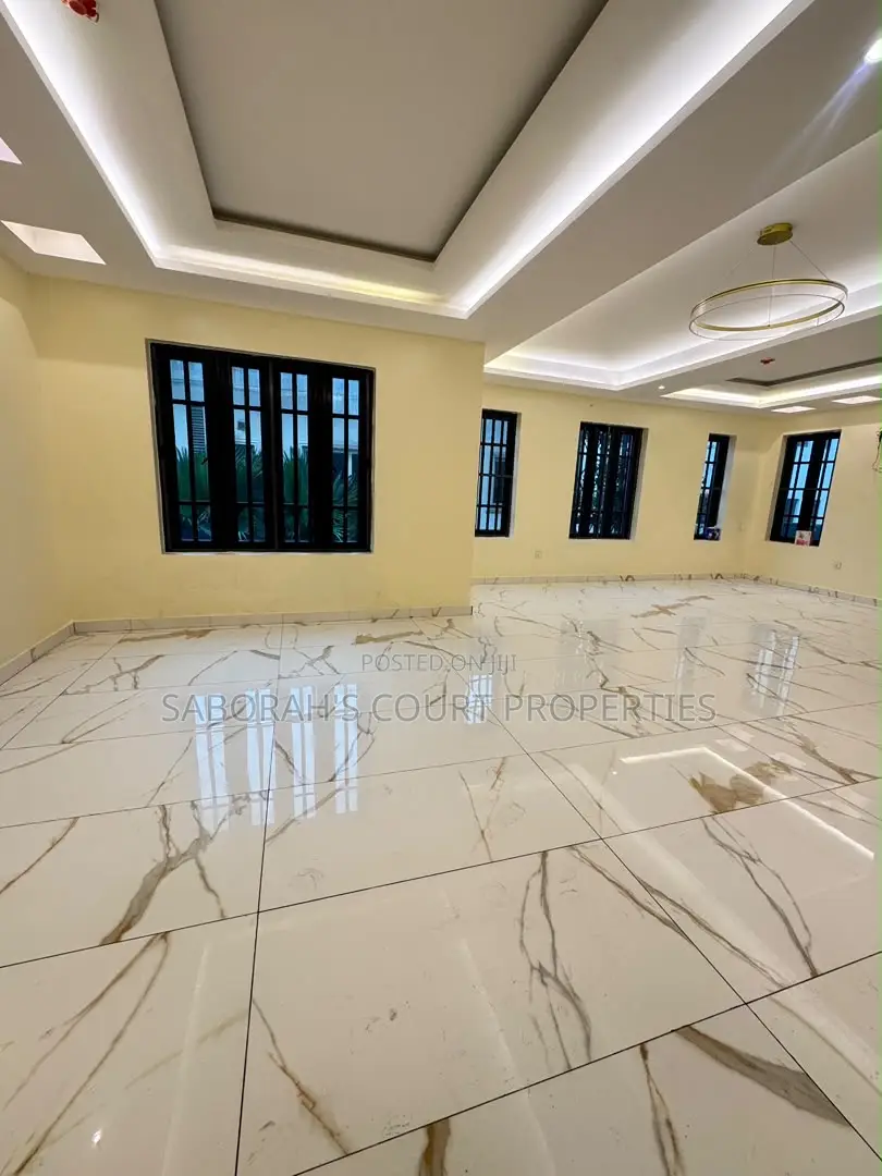 6bdrm Townhouse / Terrace in Onikoyi, Banana Island for rent
