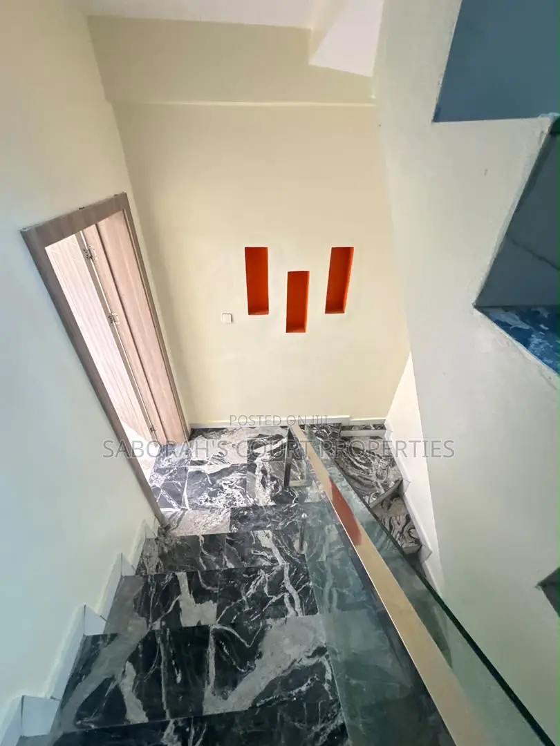 6bdrm Townhouse / Terrace in Onikoyi, Banana Island for rent
