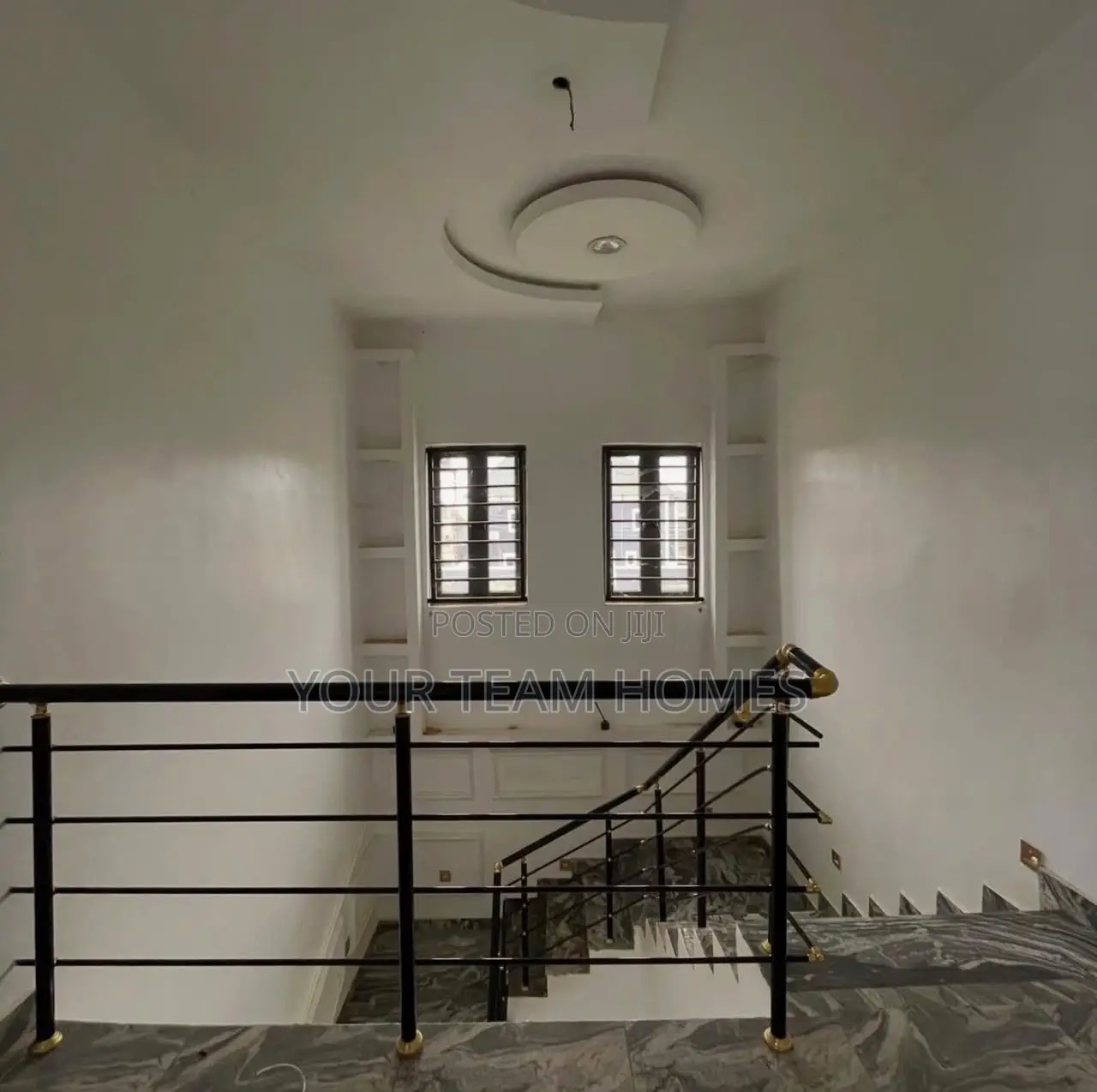 5bdrm Duplex in Lugbe for sale