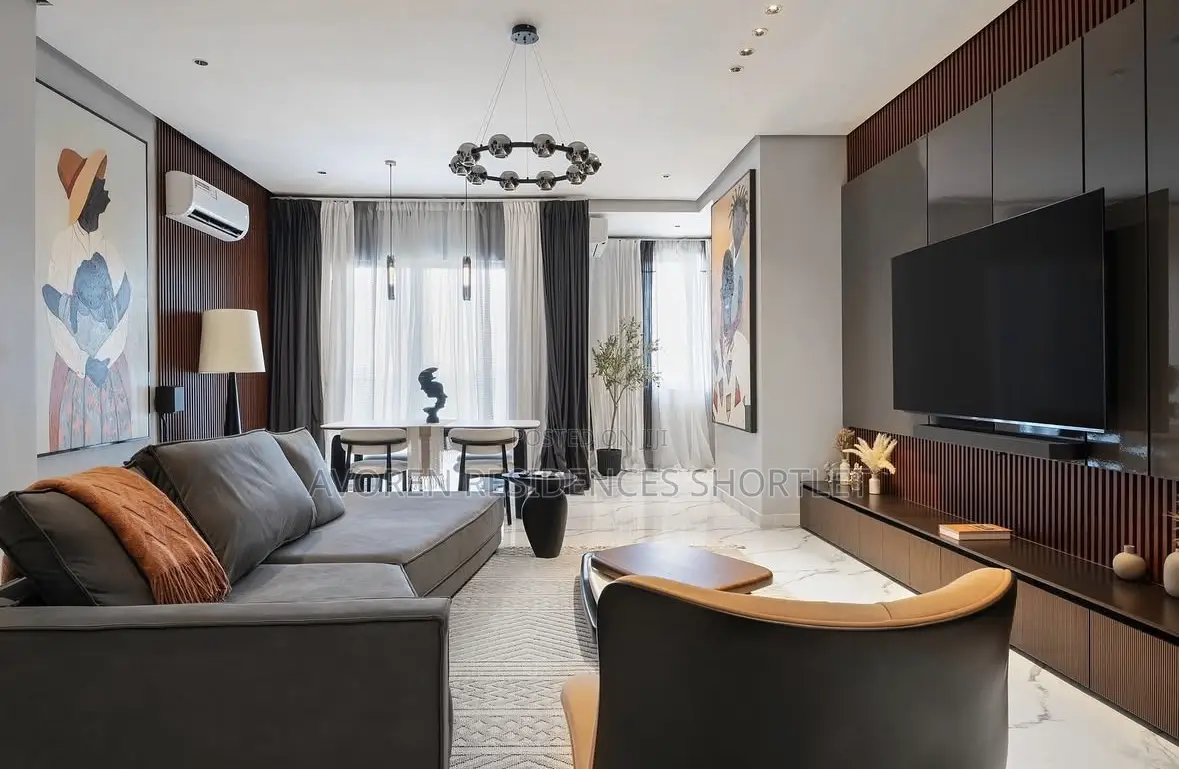 New Luxurious 2 Bedroom Apartment Shortlet in Lekki