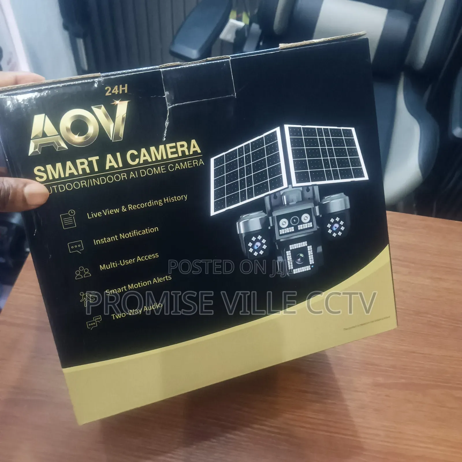 4 Screen Solar Smart Camera