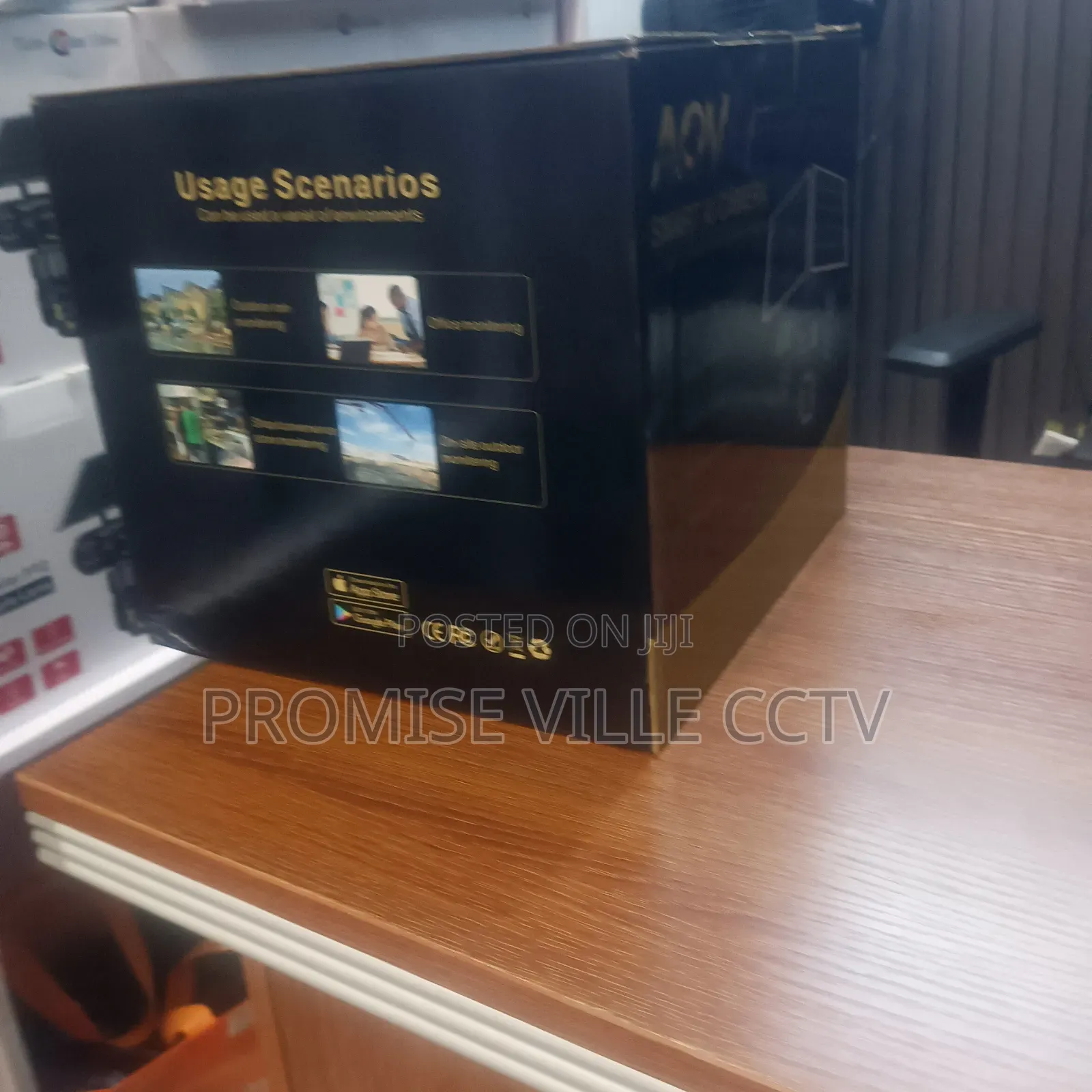 4 Screen Solar Smart Camera