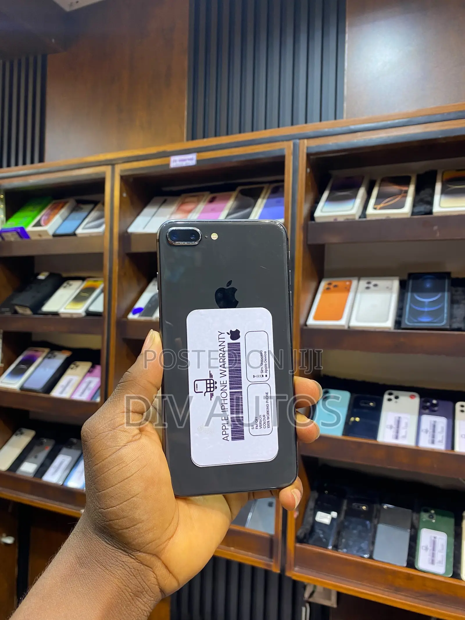 Apple iPhone 8 Plus 64 GB Black