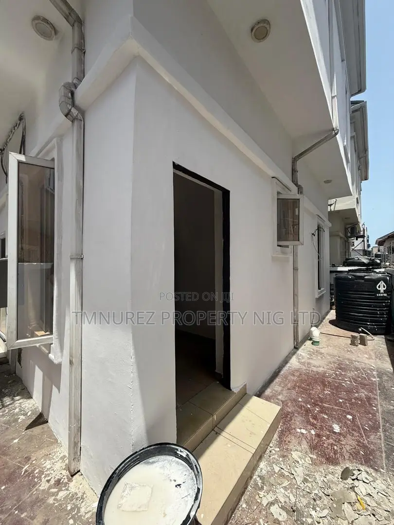 1bdrm Shared Apartment in Ikota for rent