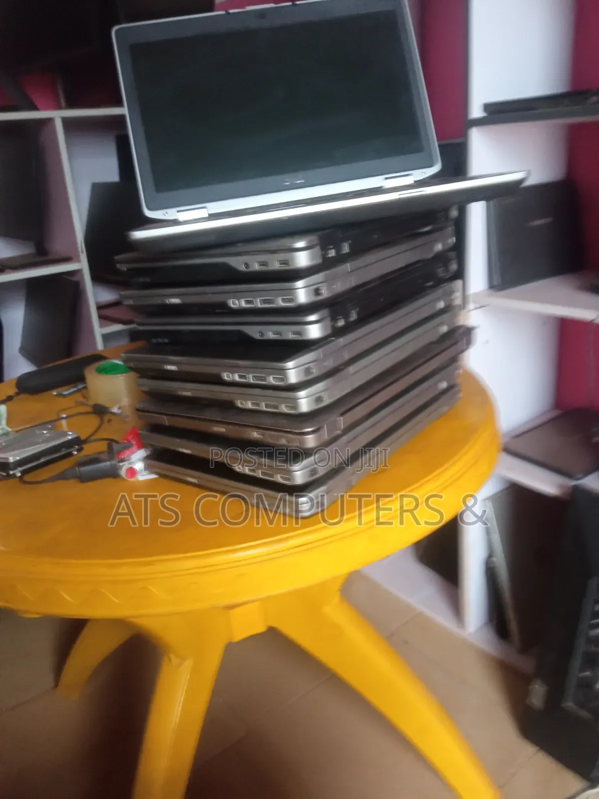 Laptop Dell Latitude E6520 4GB Intel Core i5 HDD 500GB