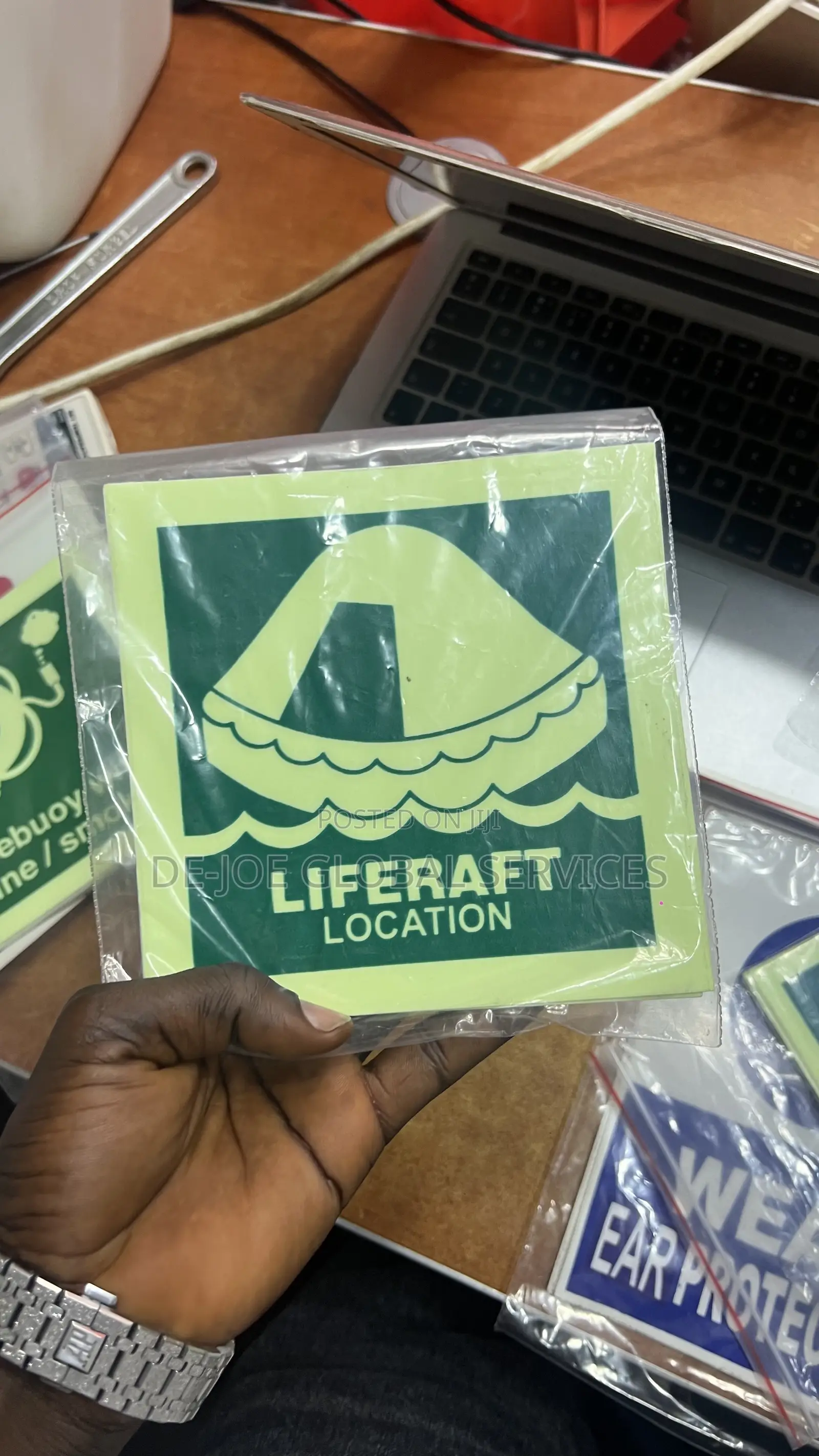 Liferaft Location Sign Photoluminescent IMO Marine Safety Sign