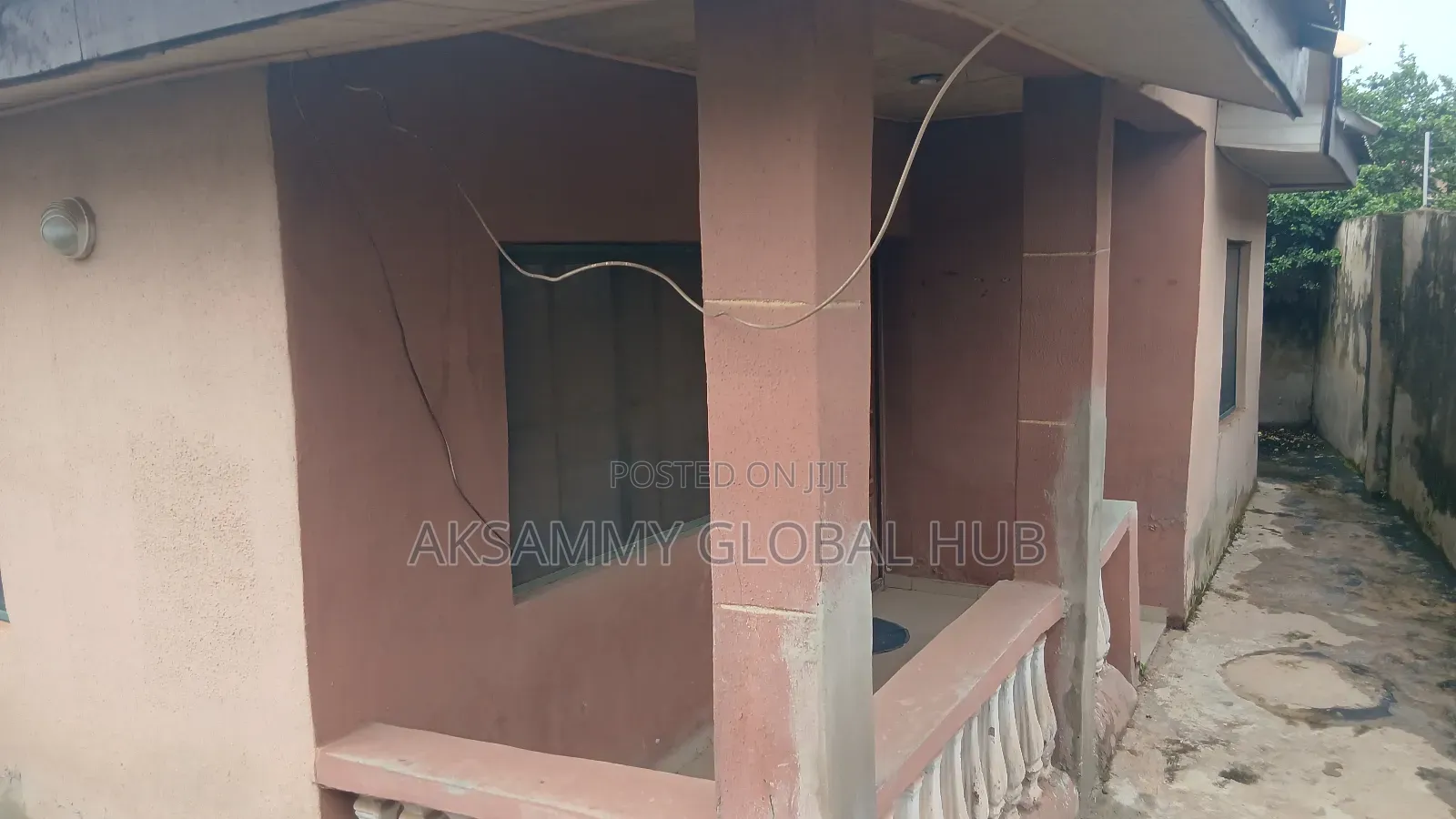 3bdrm Bungalow in Bodija, Ibadan for sale