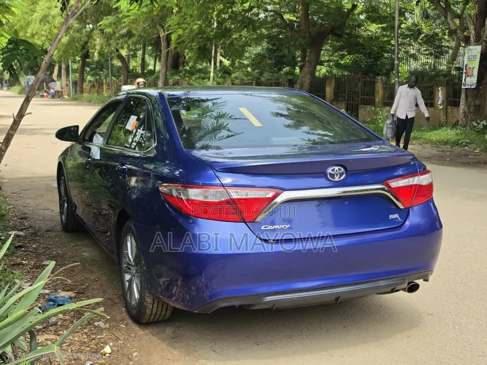 Toyota Camry 2015 Blue