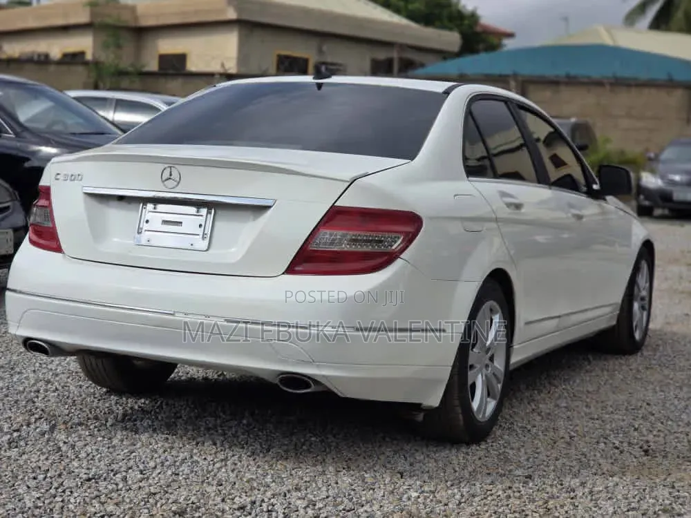 Mercedes-Benz C300 2008 Gray