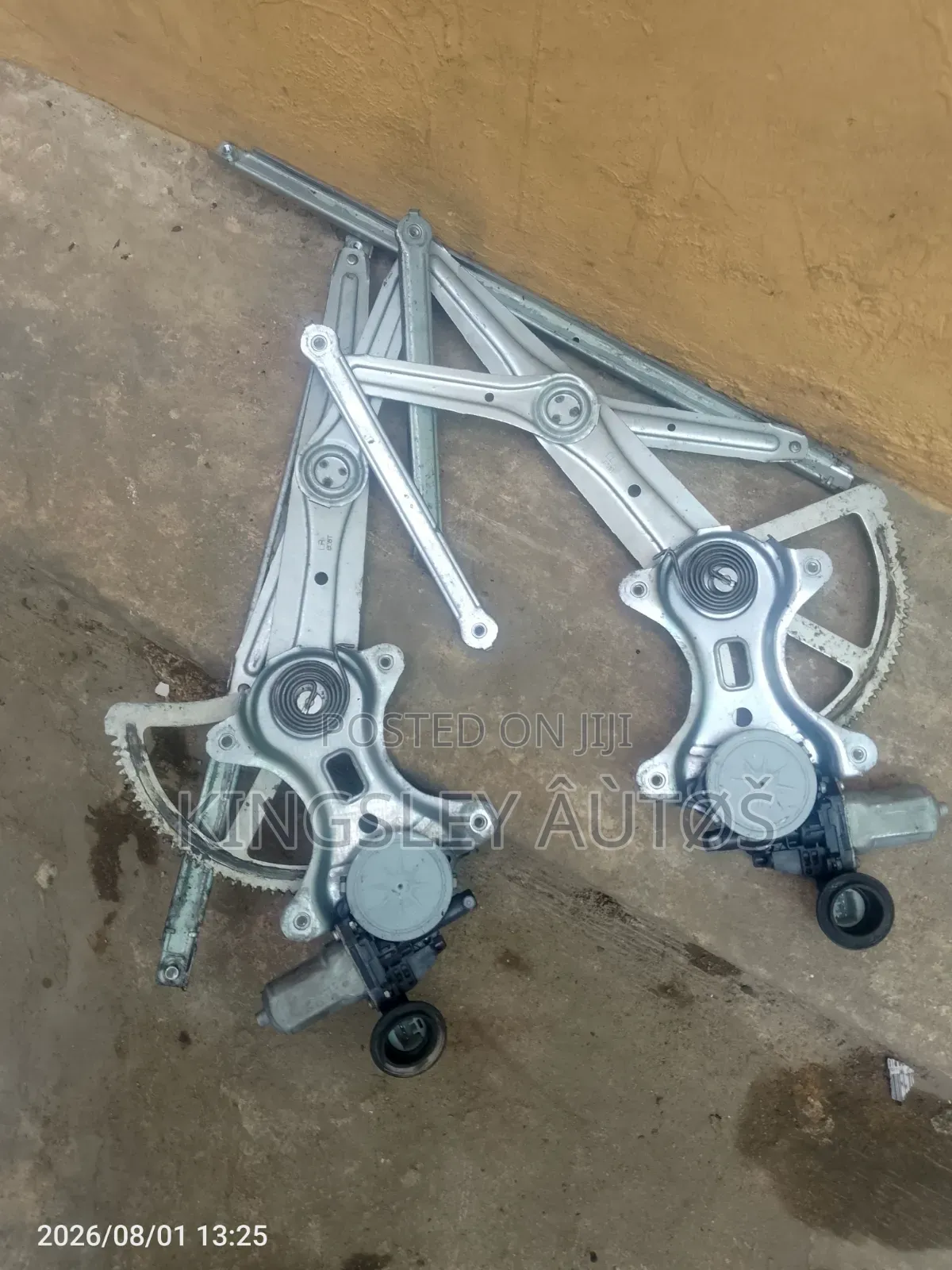 Front Door Window Regulator (Engine Winder) Set for RX 330.