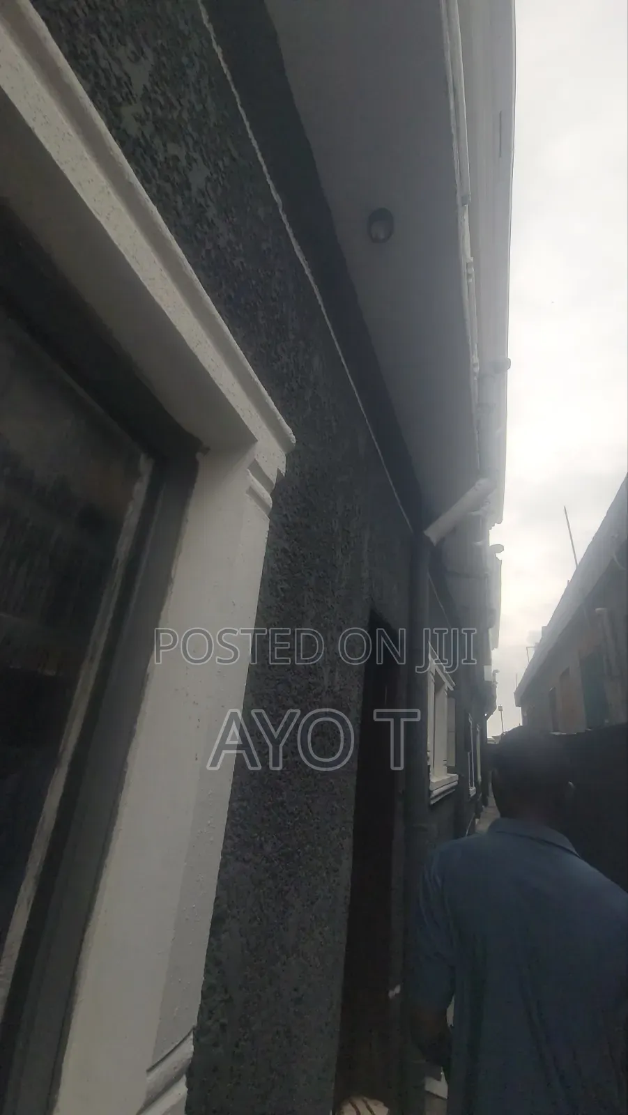 Studio Apartment in Bariga for rent