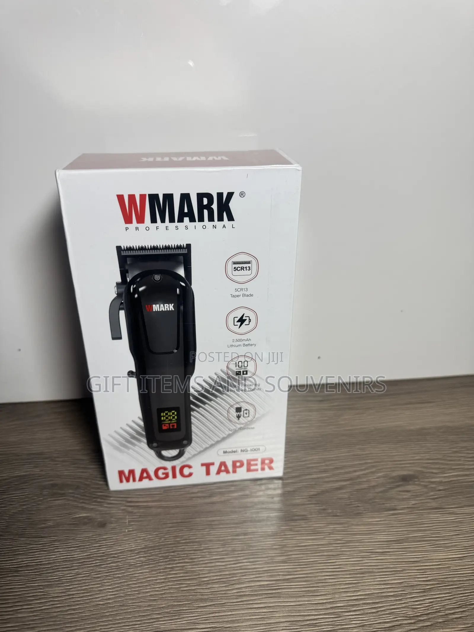W Mark Clipper
