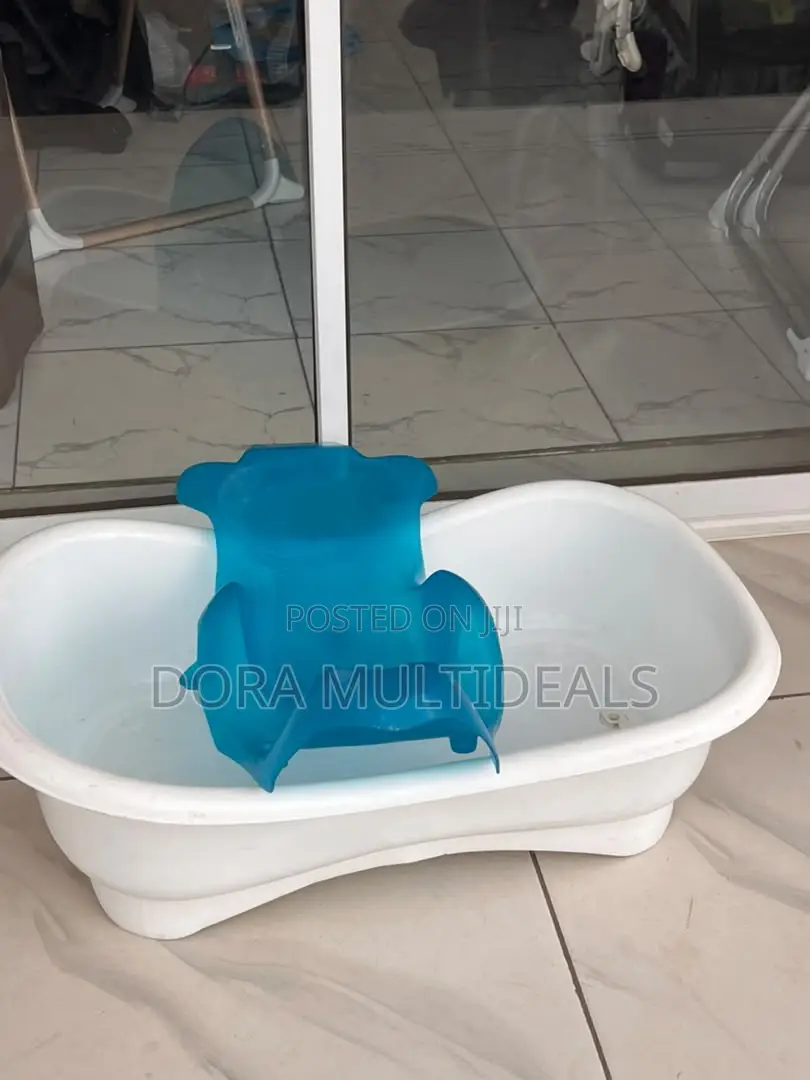 Solid Imported Baby Bath Tub Bather