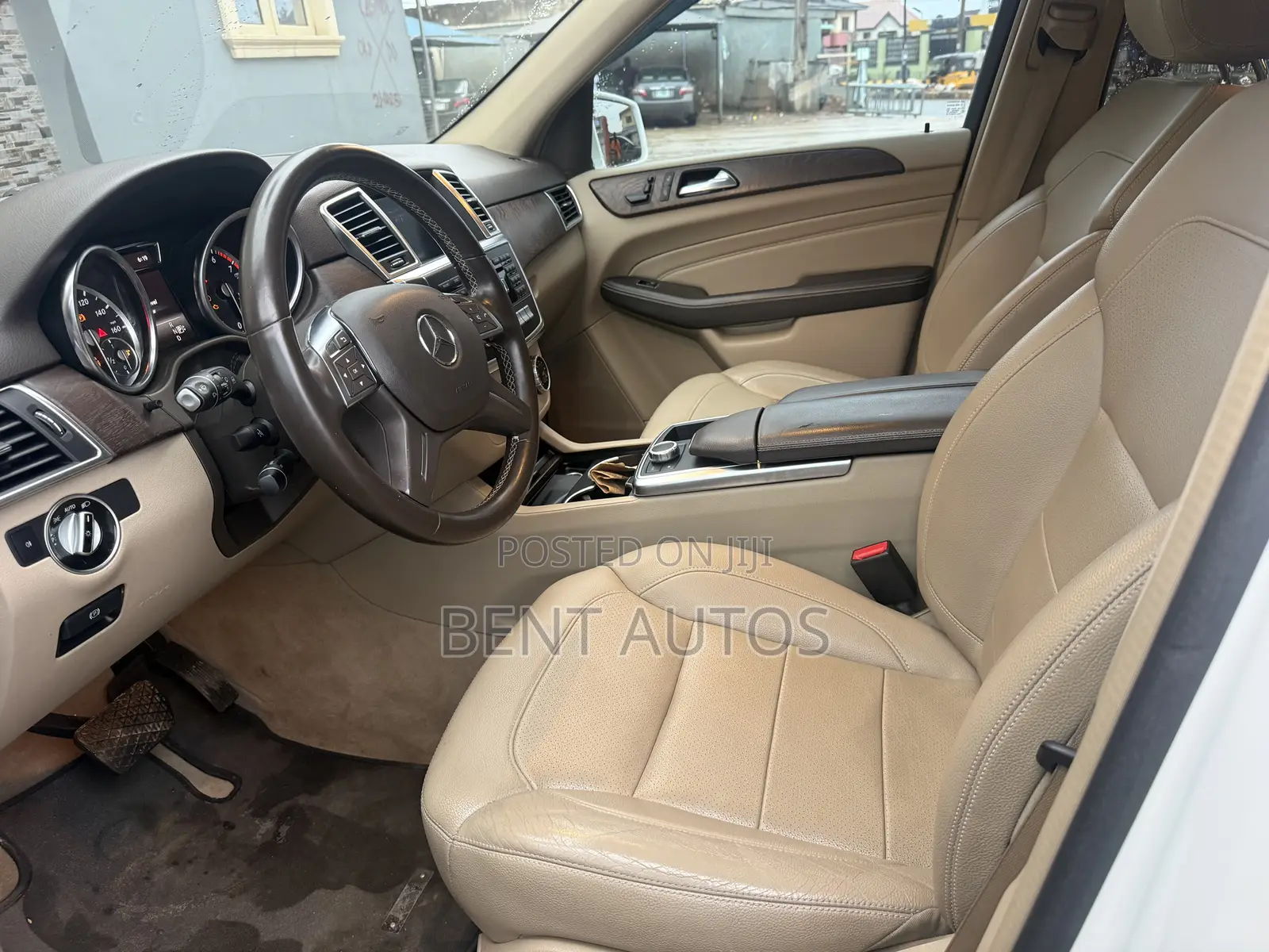 Mercedes-Benz M Class ML350 4MATIC 4dr SUV AWD (3.5L 6cyl 7A) 2015