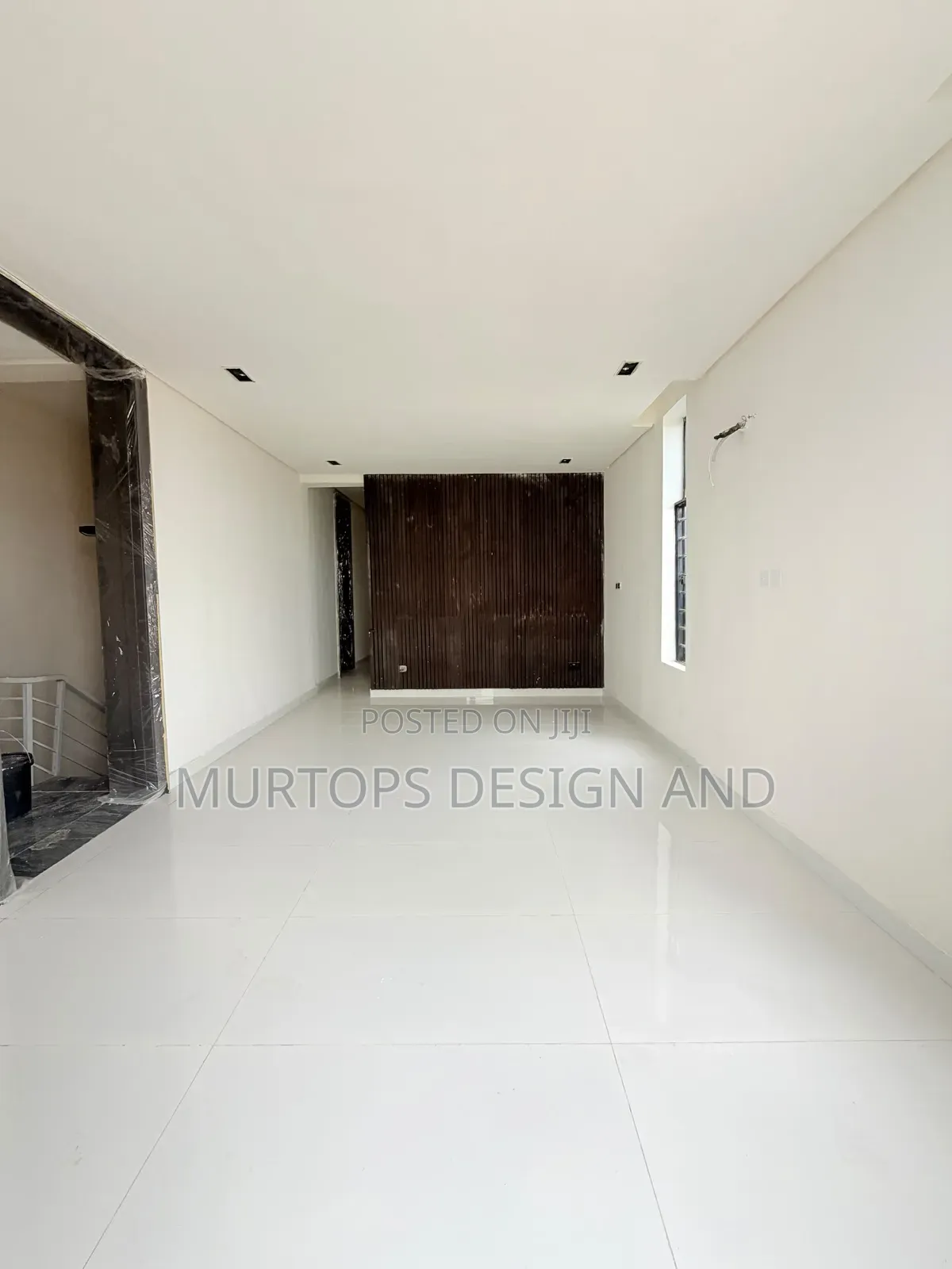 4bdrm Duplex in Medina for sale