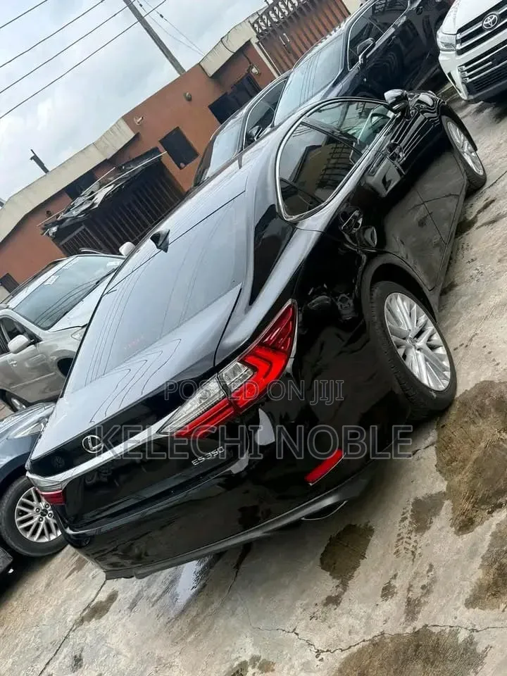 Lexus ES 2016 Black