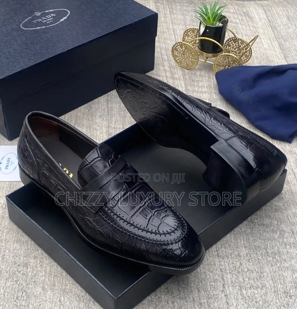 Prada Quality Luxury Men Genuine Leather Shoe