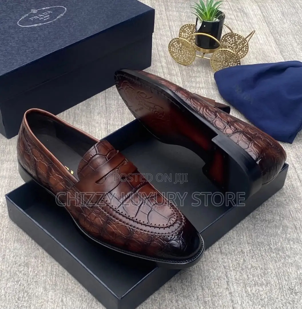 Prada Quality Luxury Men Genuine Leather Shoe