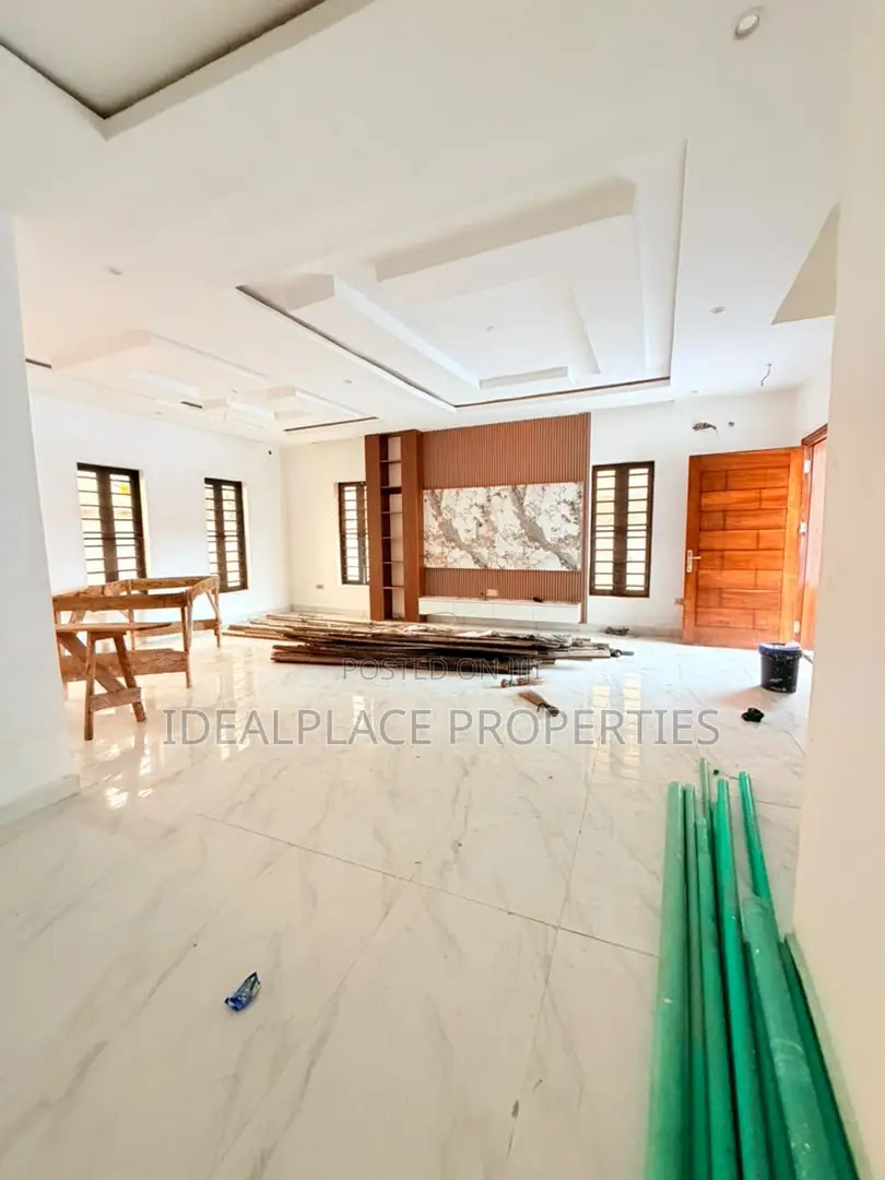 5bdrm Duplex in GRA Phase 1 for sale