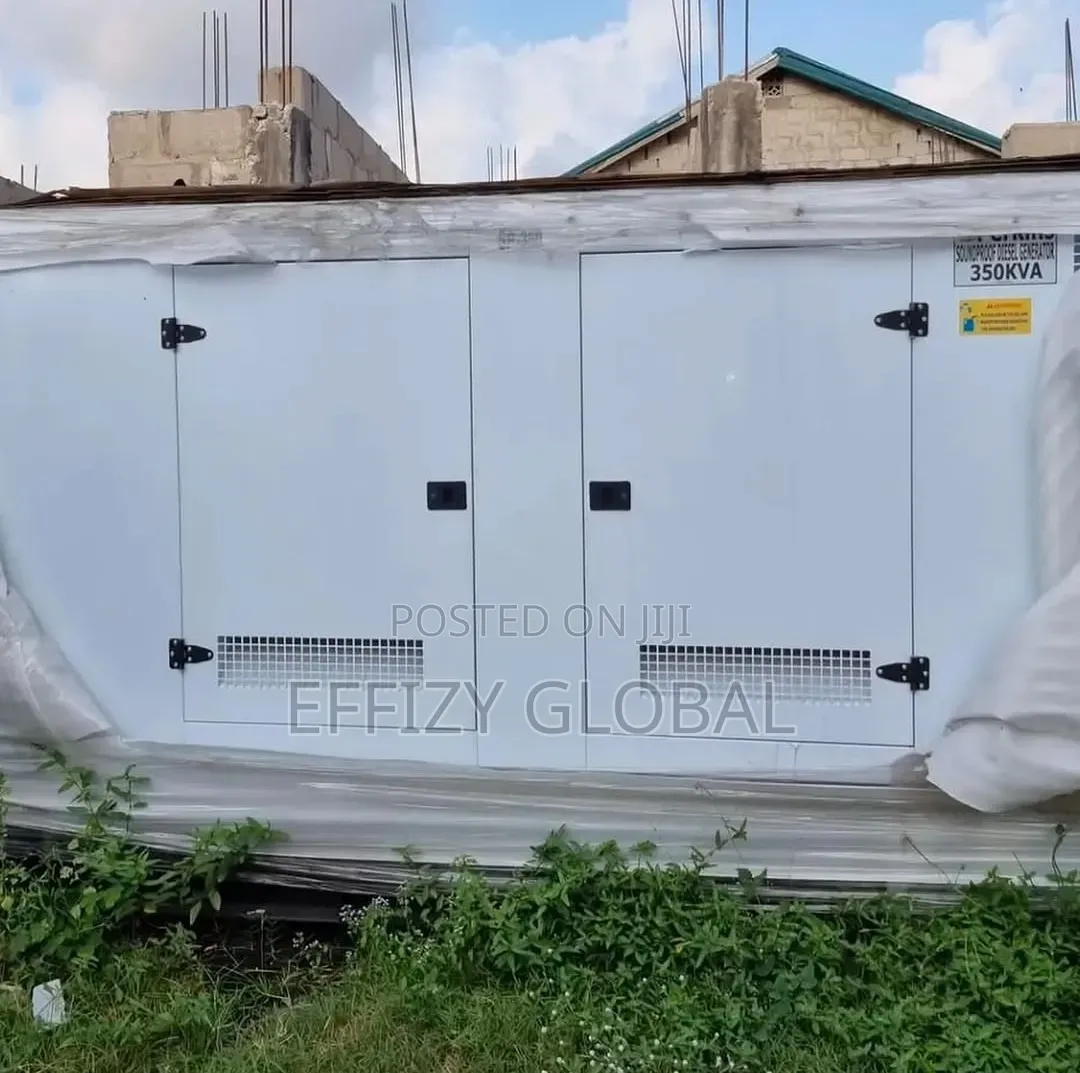 Heavy-Duty Perkins 200kVA Soundproof Diesel Generator 100% Copper Coil