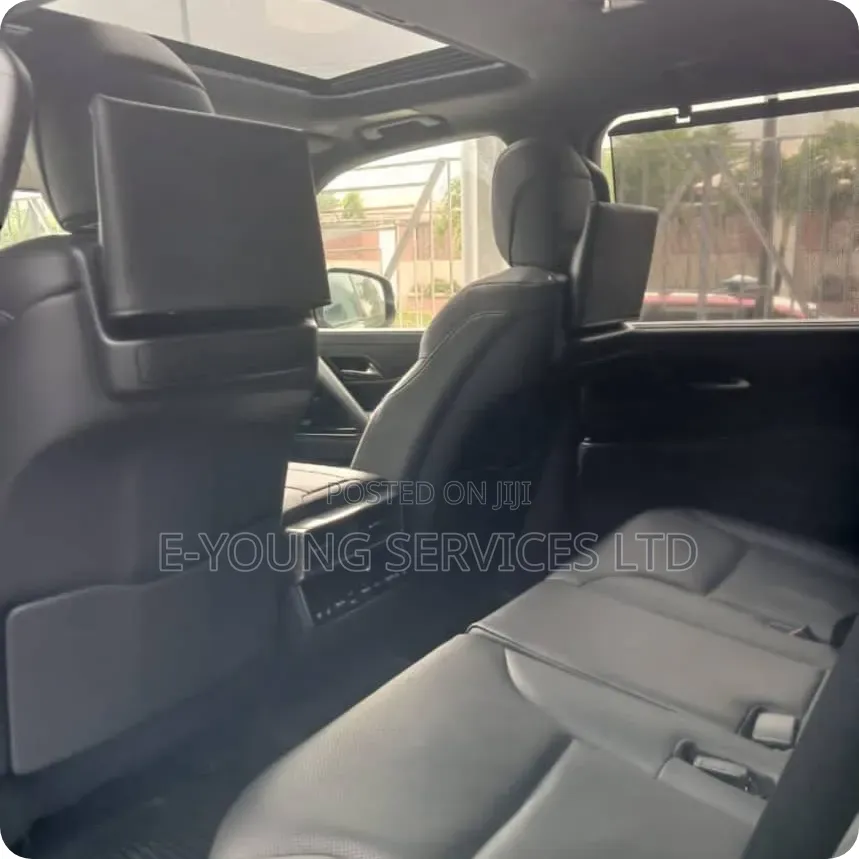 Lexus LX 2023 Black