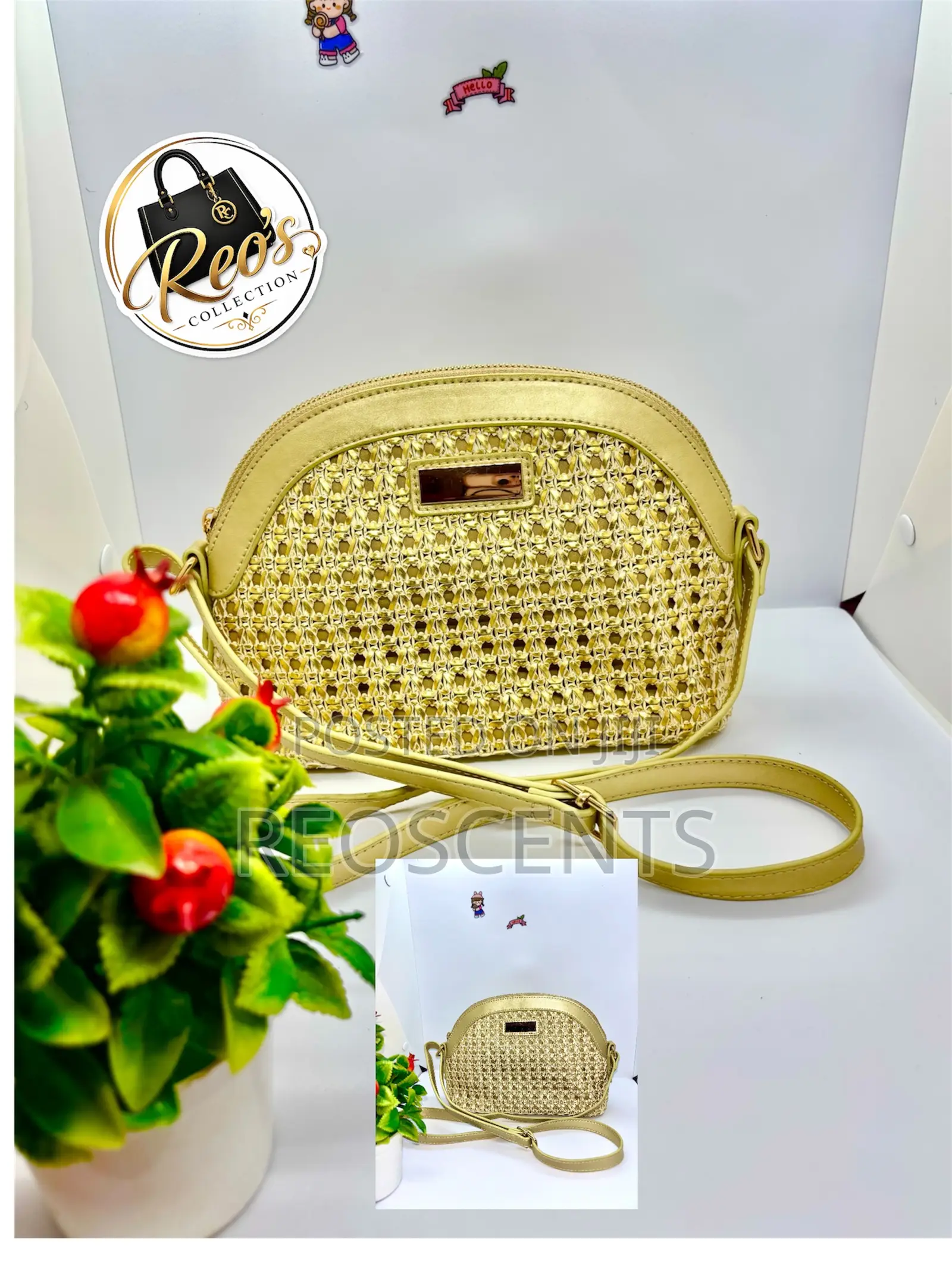 Pretty Gold Bag