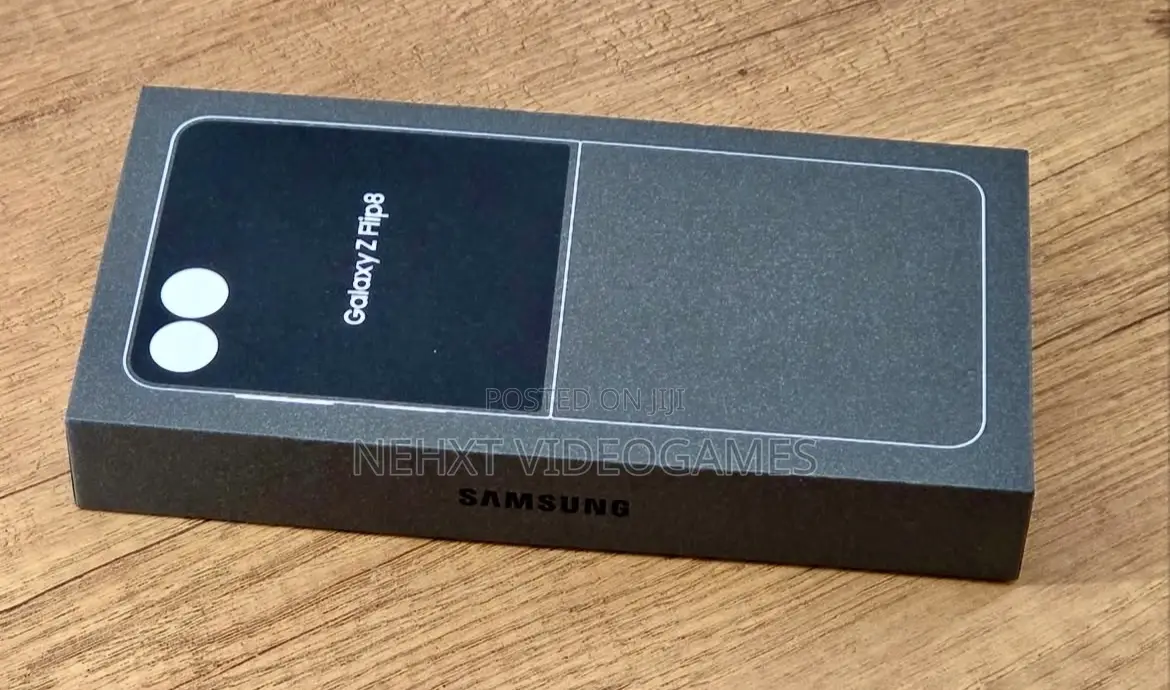 New Samsung Galaxy Z Flip8 256 GB Black