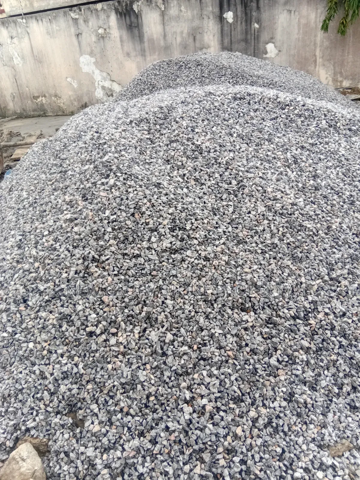 1/2 Inches of Granite Stone Base and Sharp Sand