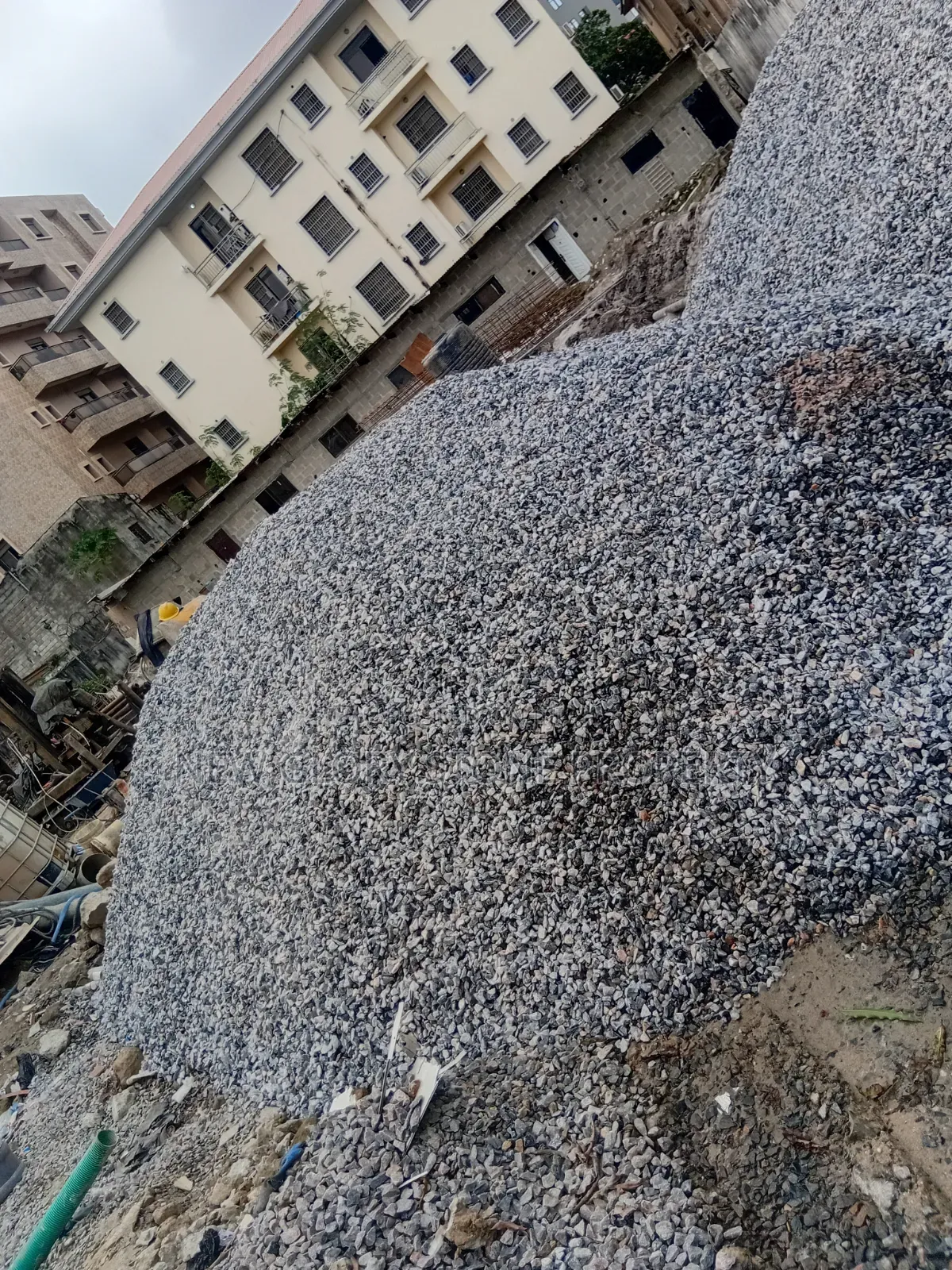 3/4 Af Granite and Stone Dust and Stone Base