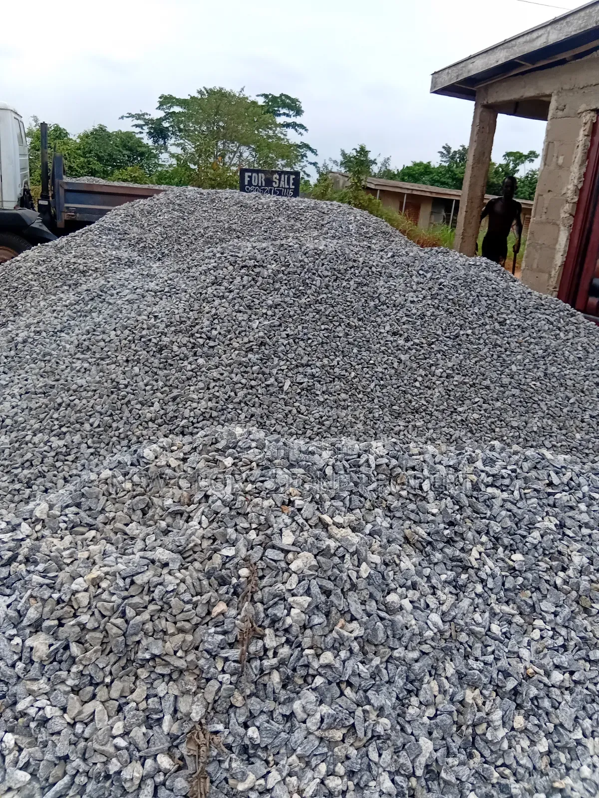 30 Tons of Hardcone and Graniet