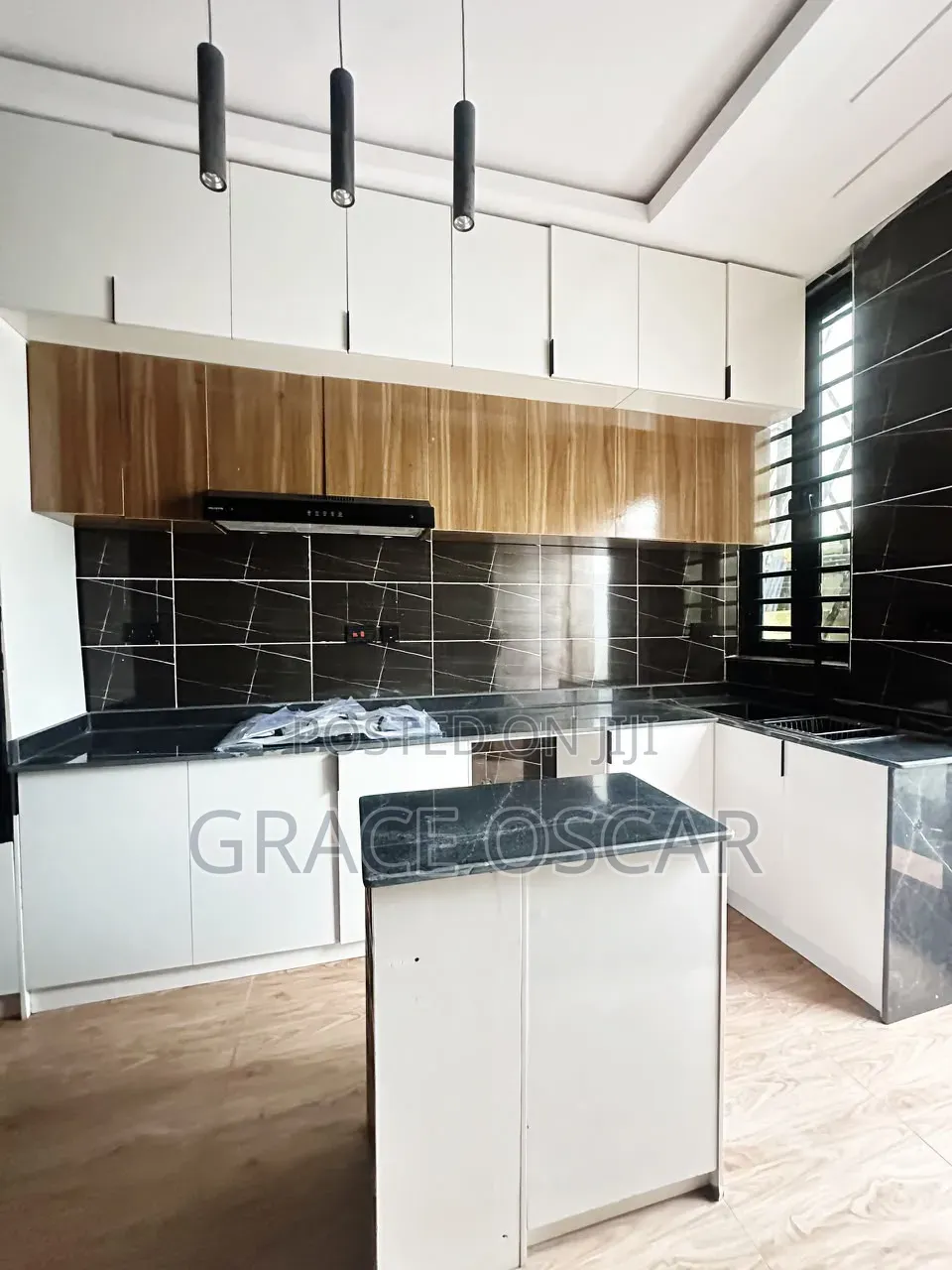 4bdrm Duplex in Ikota for sale
