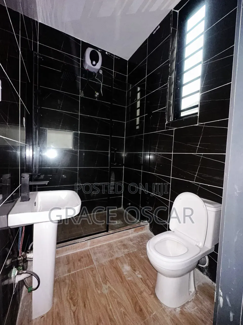 4bdrm Duplex in Ikota for sale