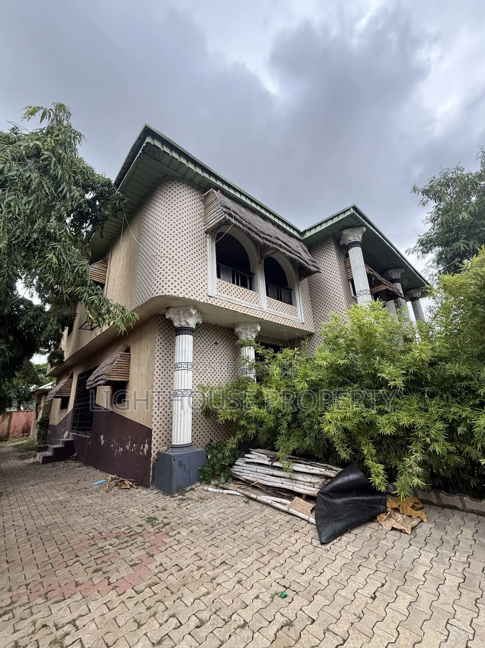 5bdrm Duplex in 3Rd Avenue, Gwarinpa for rent