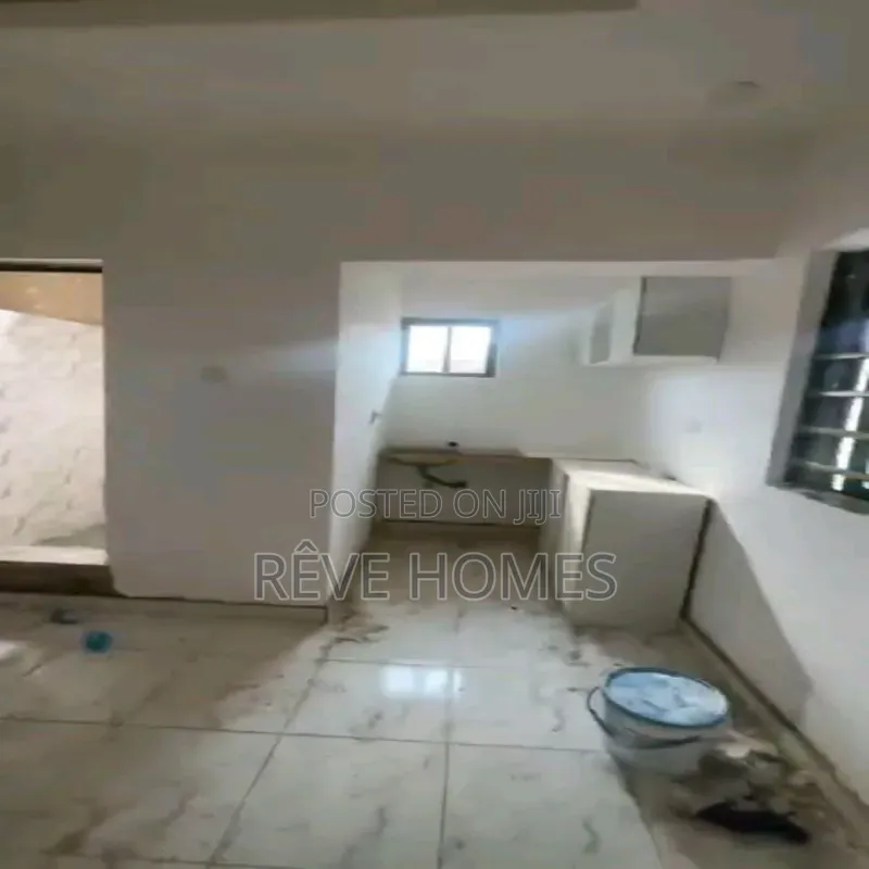 Studio Apartment in Shomolu / Shomolu for rent