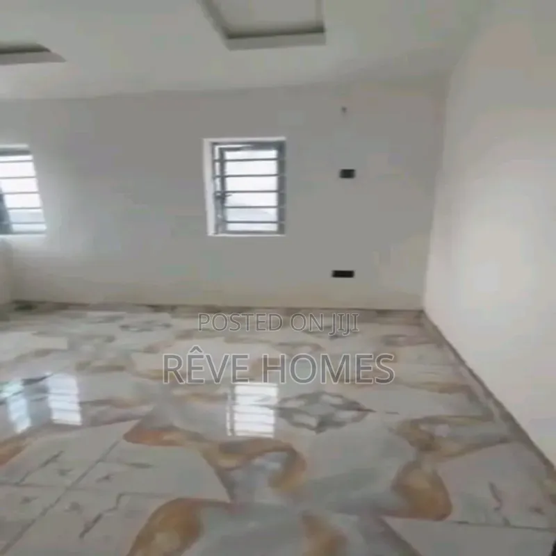 2bdrm Block of Flats in Shomolu / Shomolu for rent