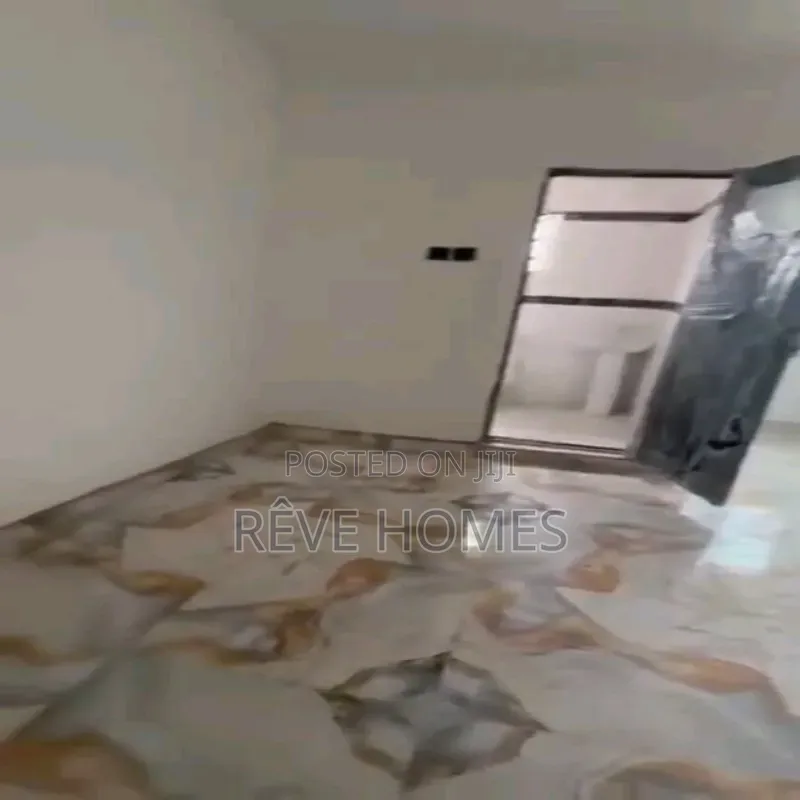 2bdrm Block of Flats in Shomolu / Shomolu for rent