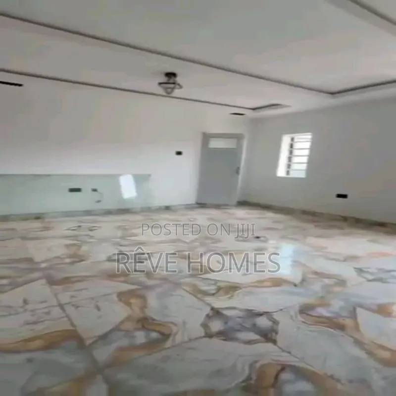 2bdrm Block of Flats in Shomolu / Shomolu for rent
