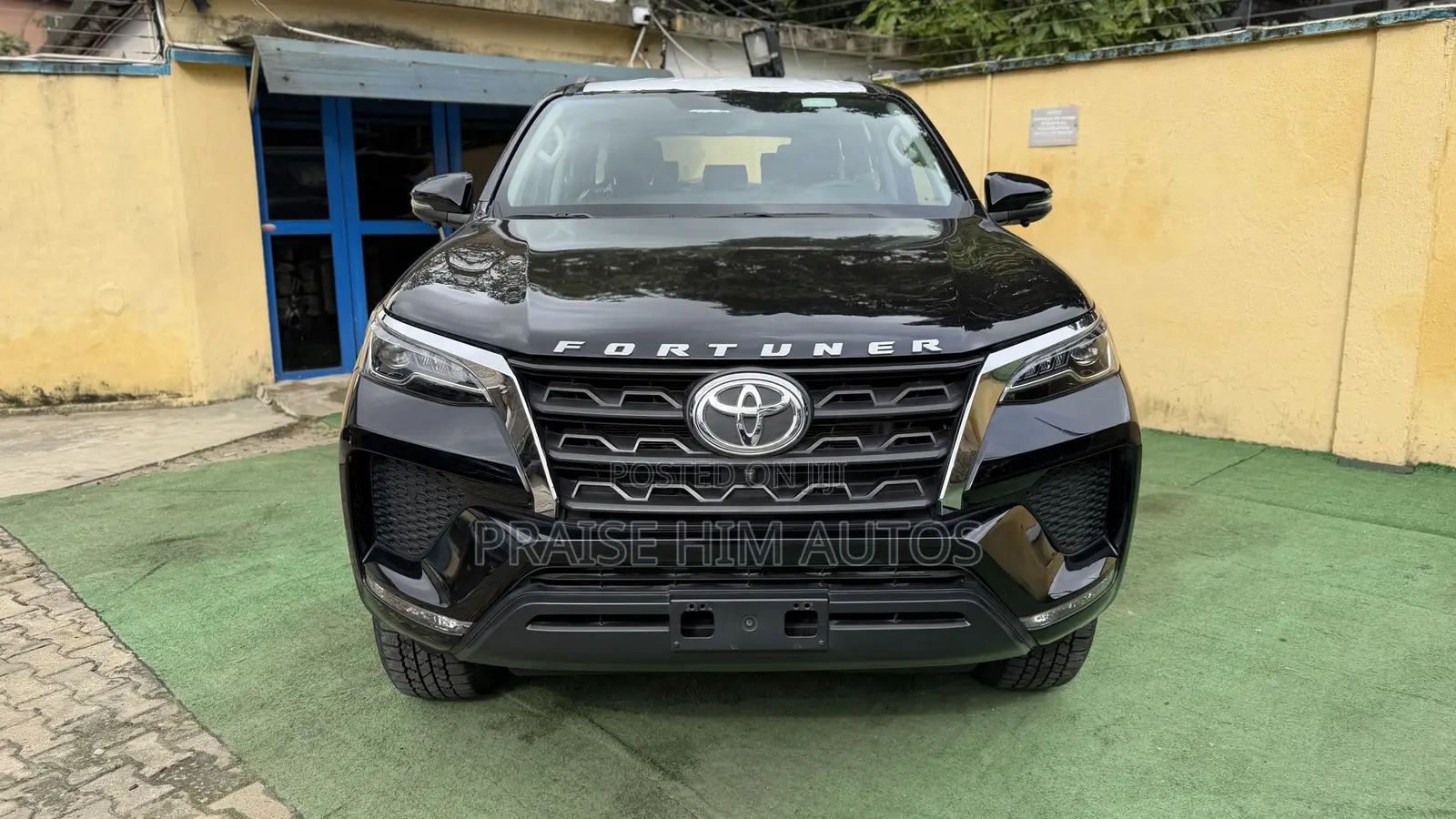New Toyota Fortuner 2025 Black